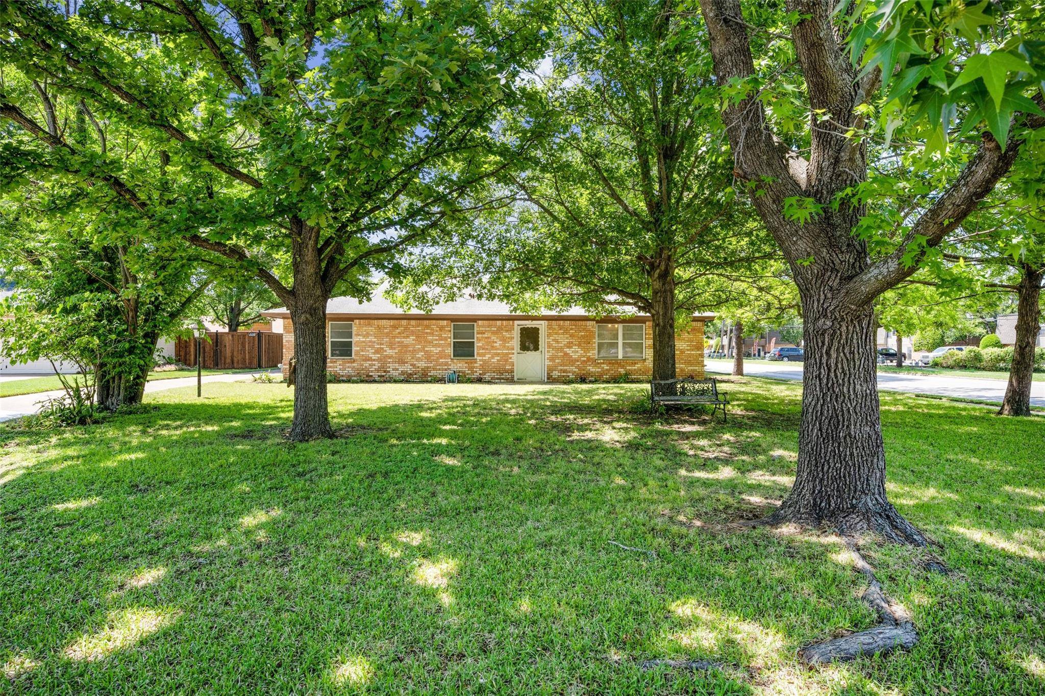 Hurst, TX 76053,504 Brown Trail Court