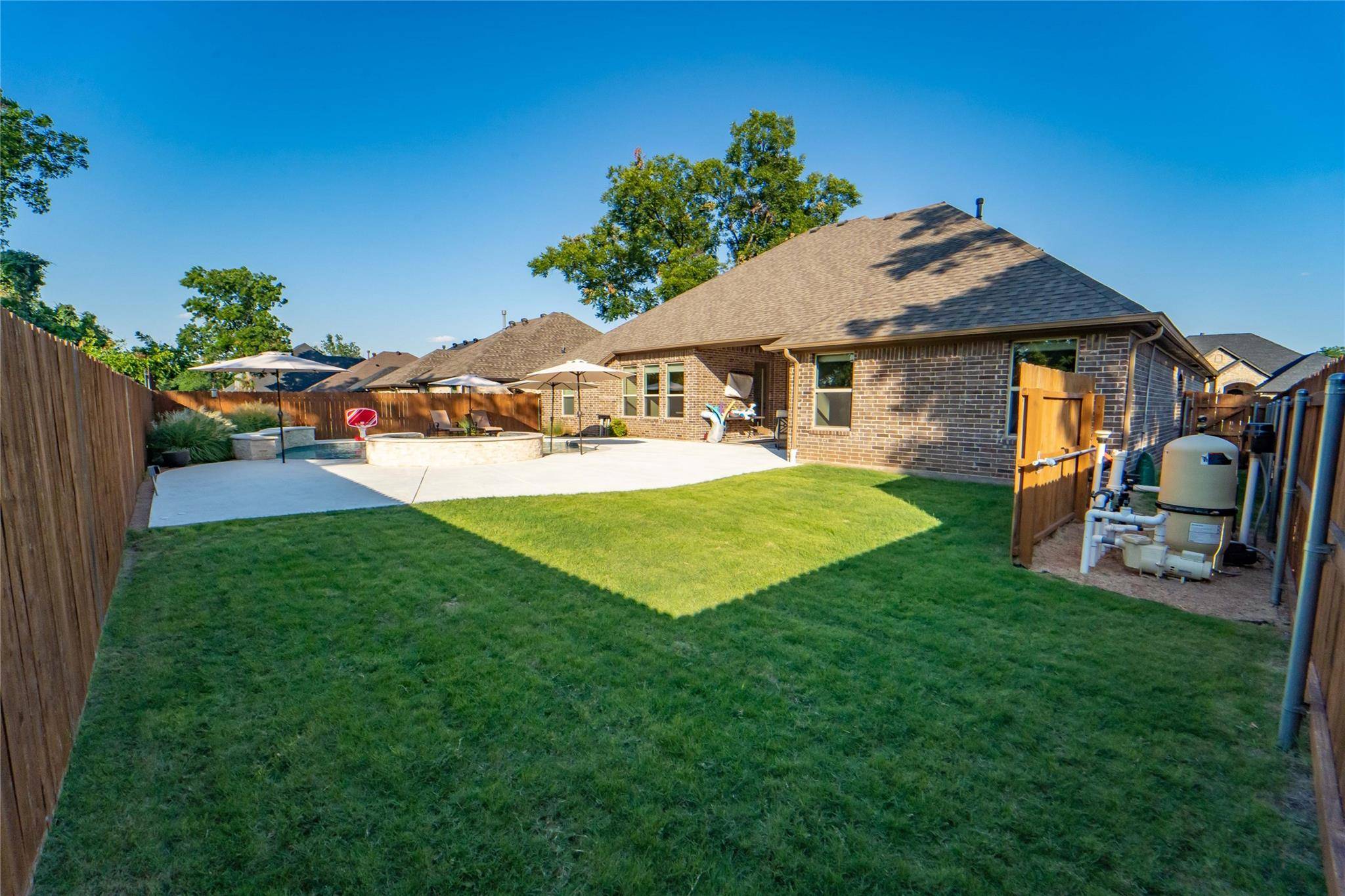 Granbury, TX 76048,1015 Anna Circle