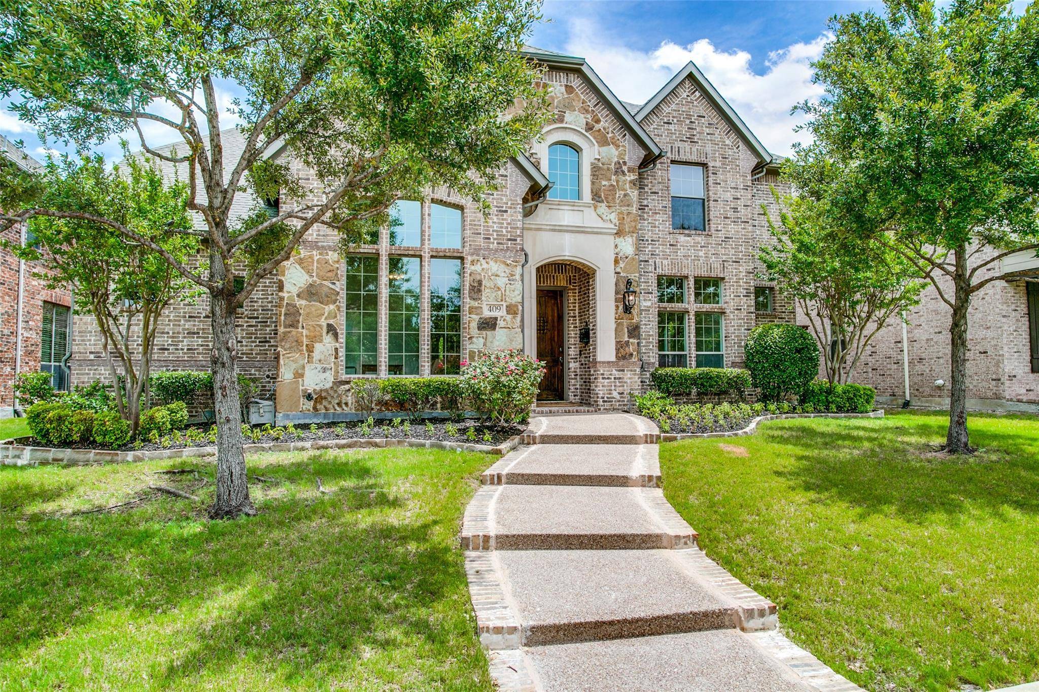 Lewisville, TX 75056,409 S Hampton Court