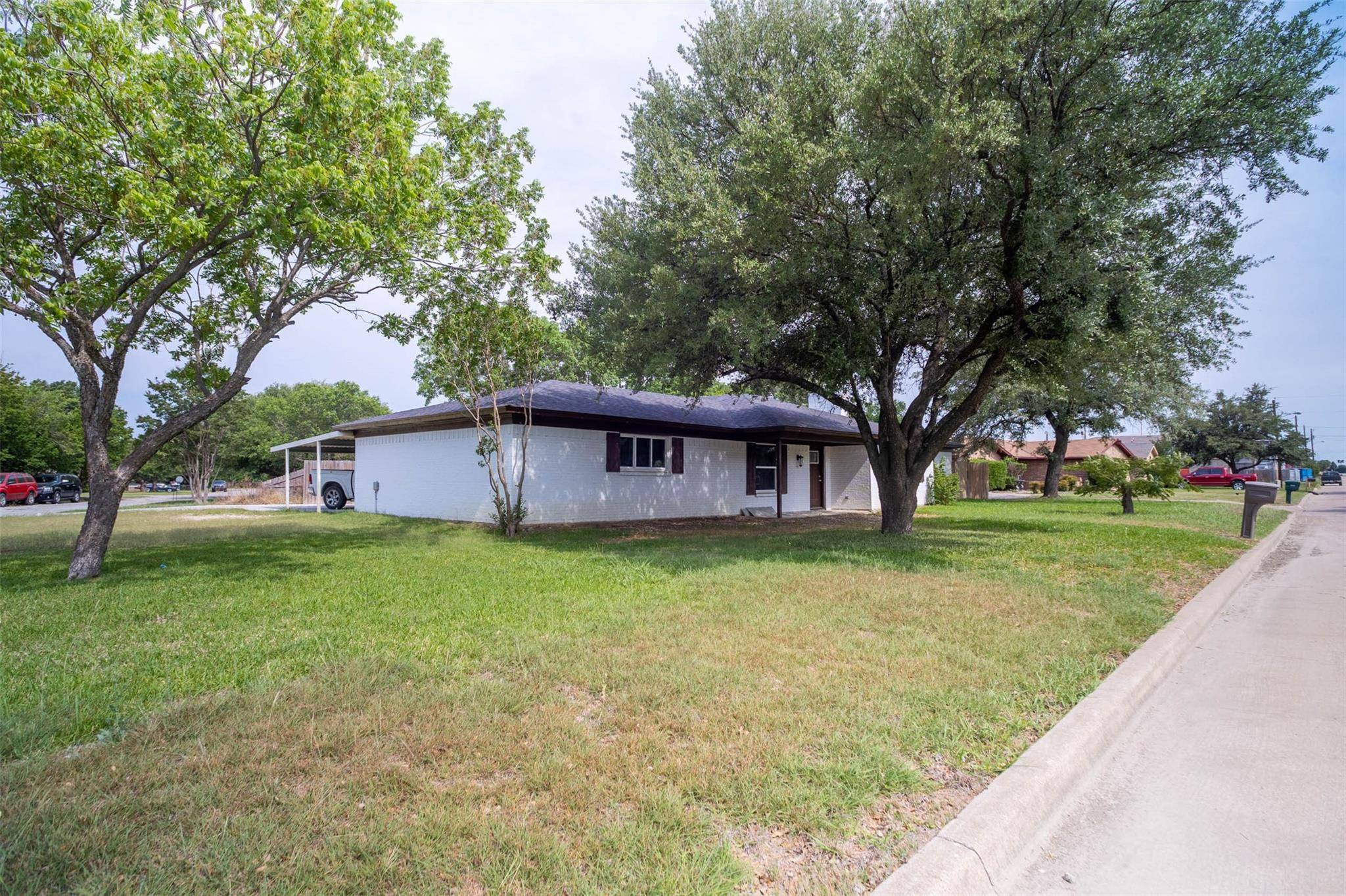 Alvarado, TX 76009,801 N Spears Street