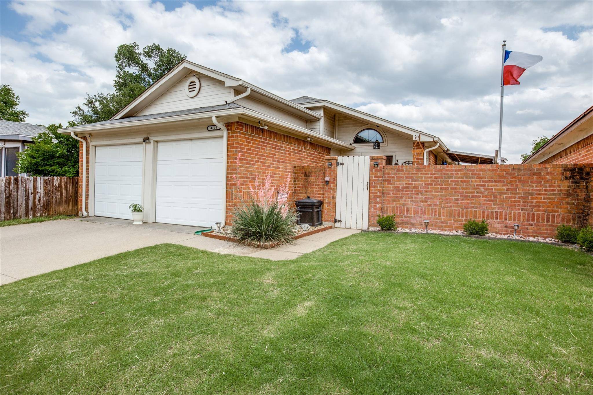 Fort Worth, TX 76137,4716 Poppy Drive E