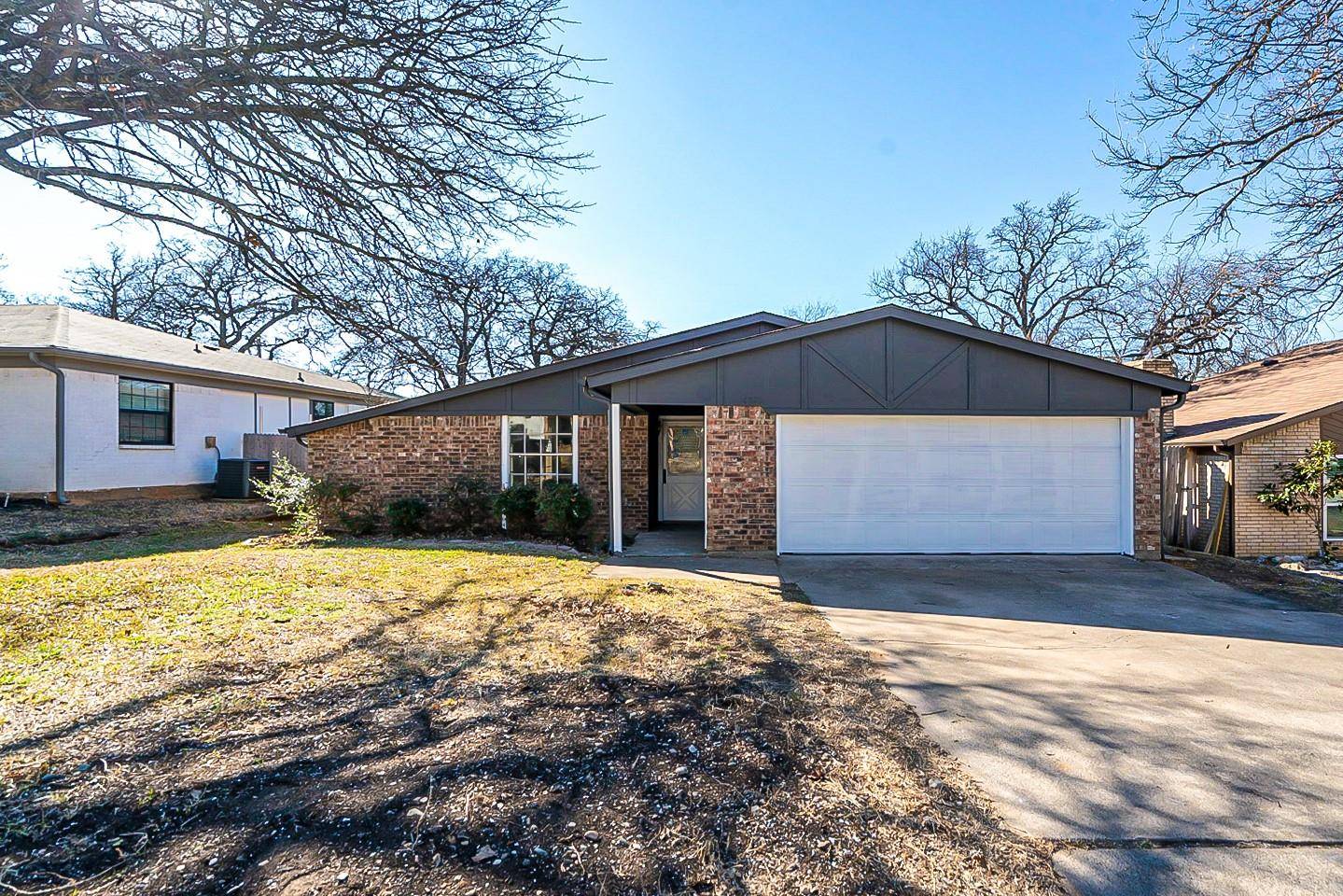 Arlington, TX 76017,4810 Crest Drive