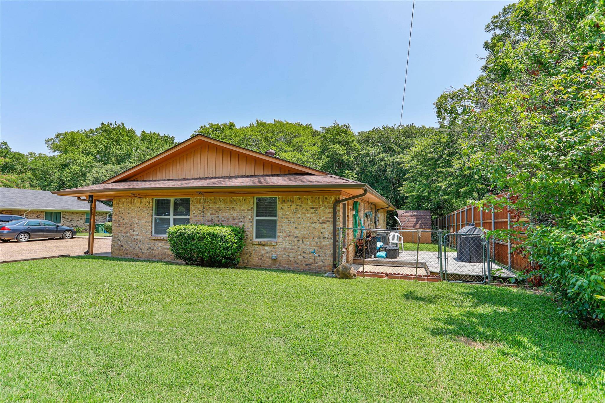 Shady Shores, TX 76208,329 Berry Lane