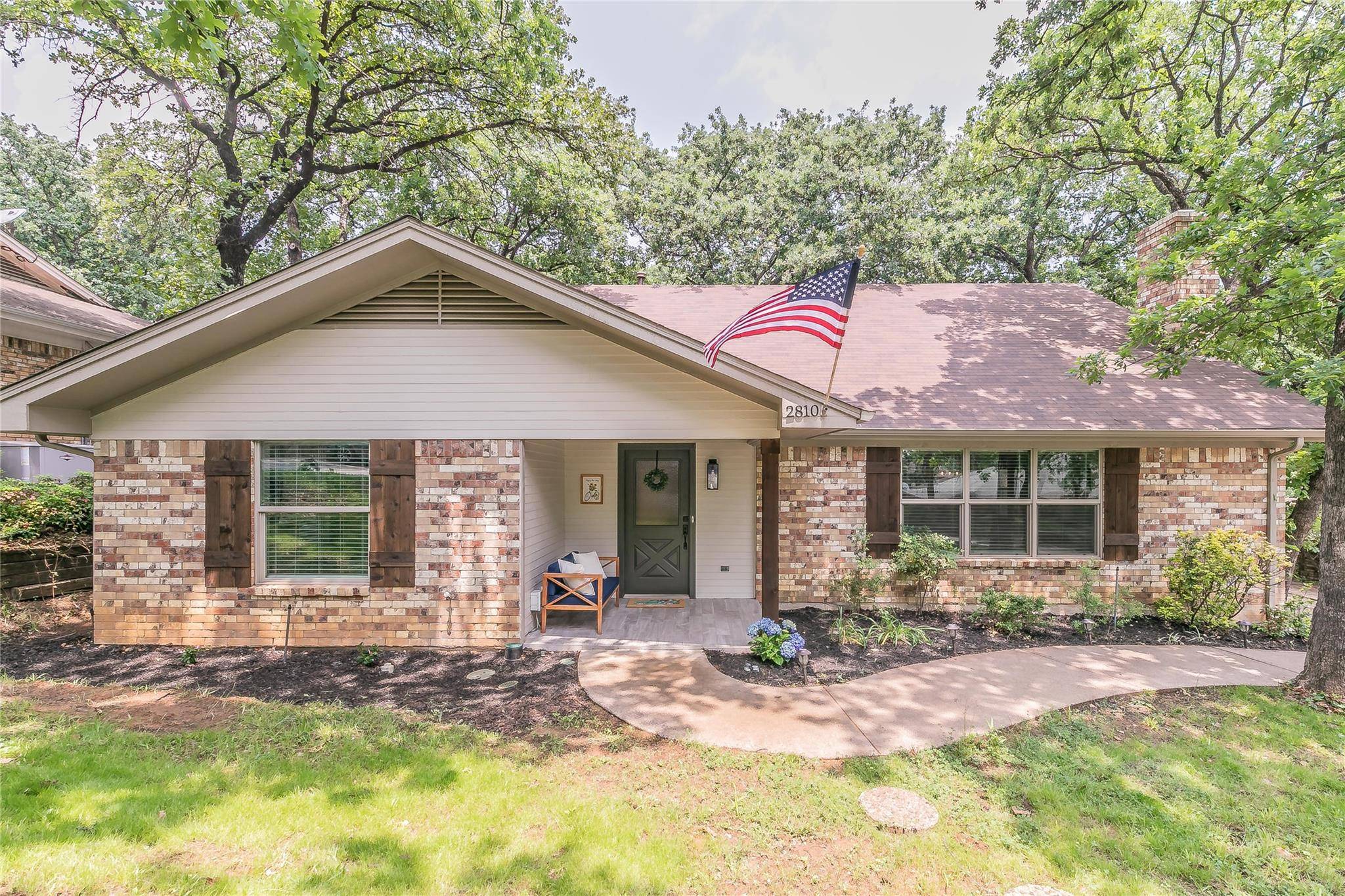 Grapevine, TX 76051,2810 Ridgewood Drive