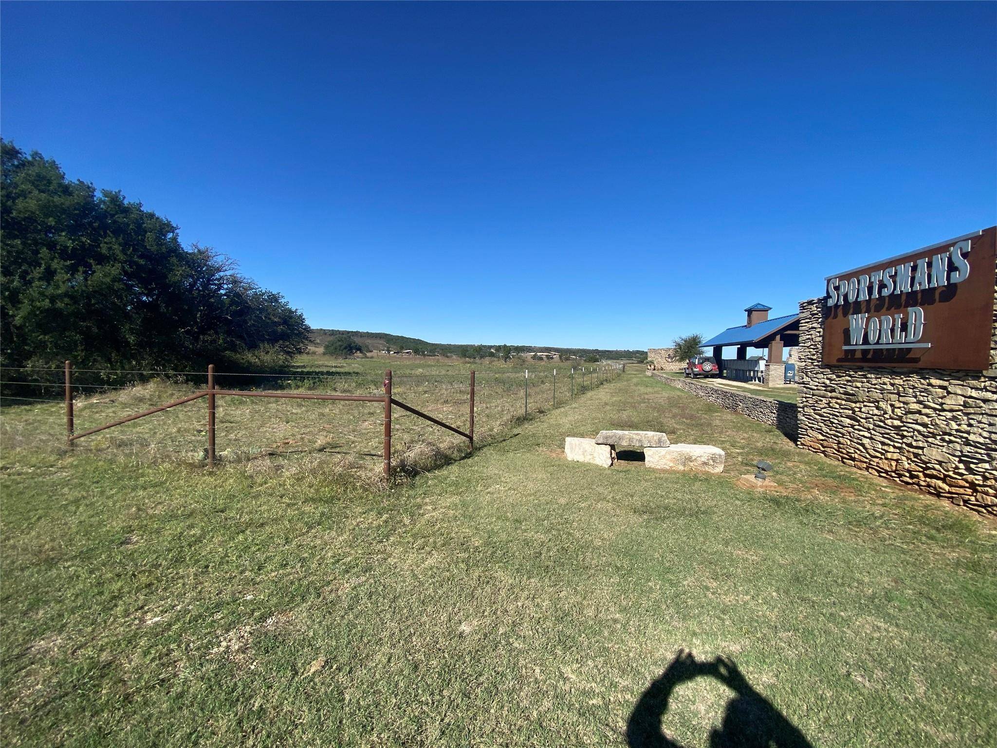 Strawn, TX 76475,25 Hells Gate