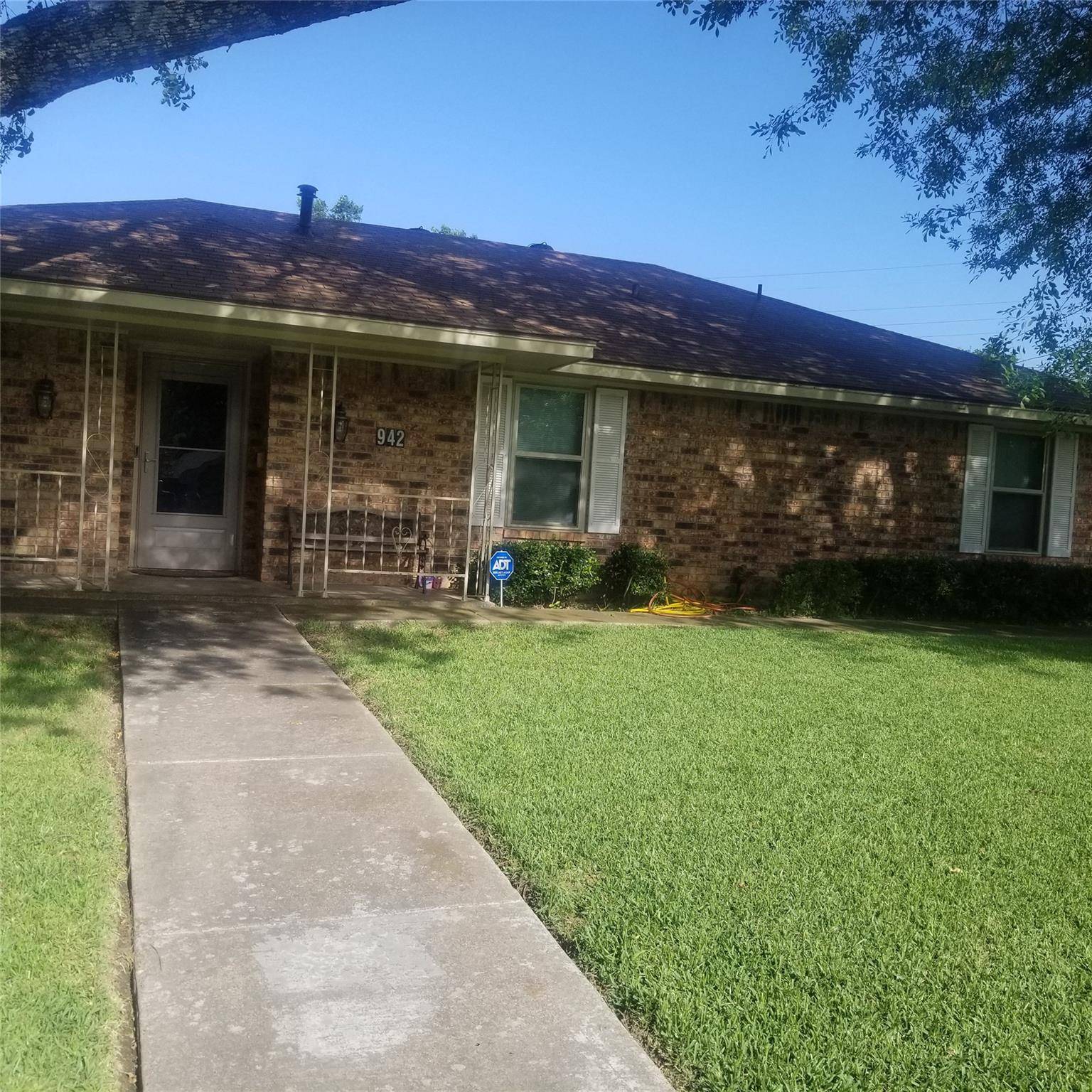 Lancaster, TX 75146,942 Sprucewood Drive