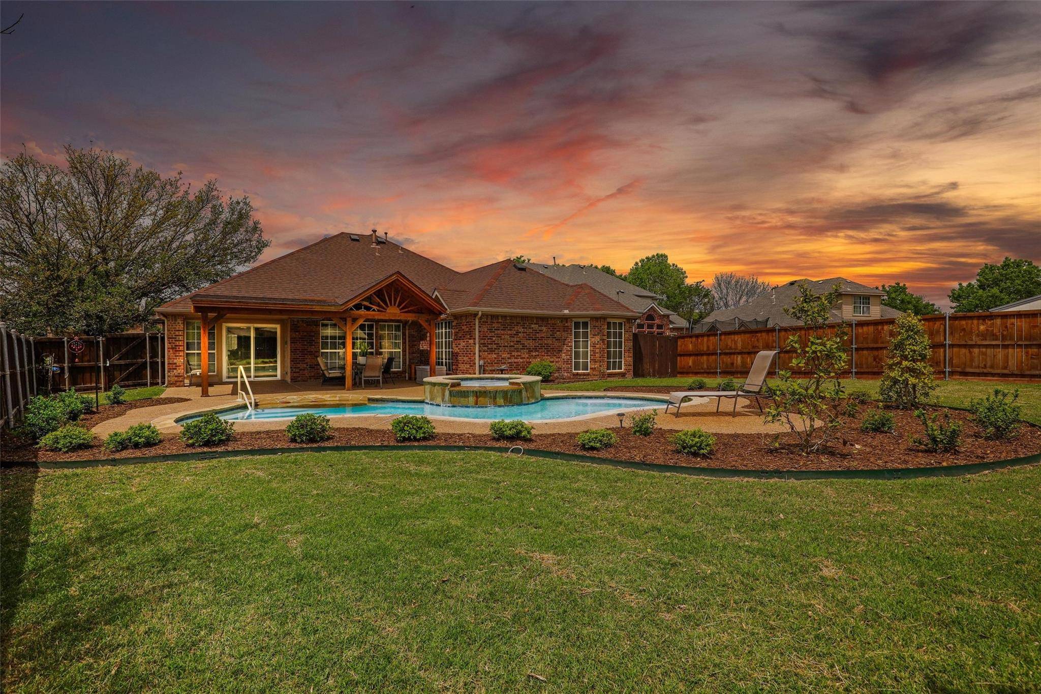 Rowlett, TX 75089,8502 Sawgrass Lane