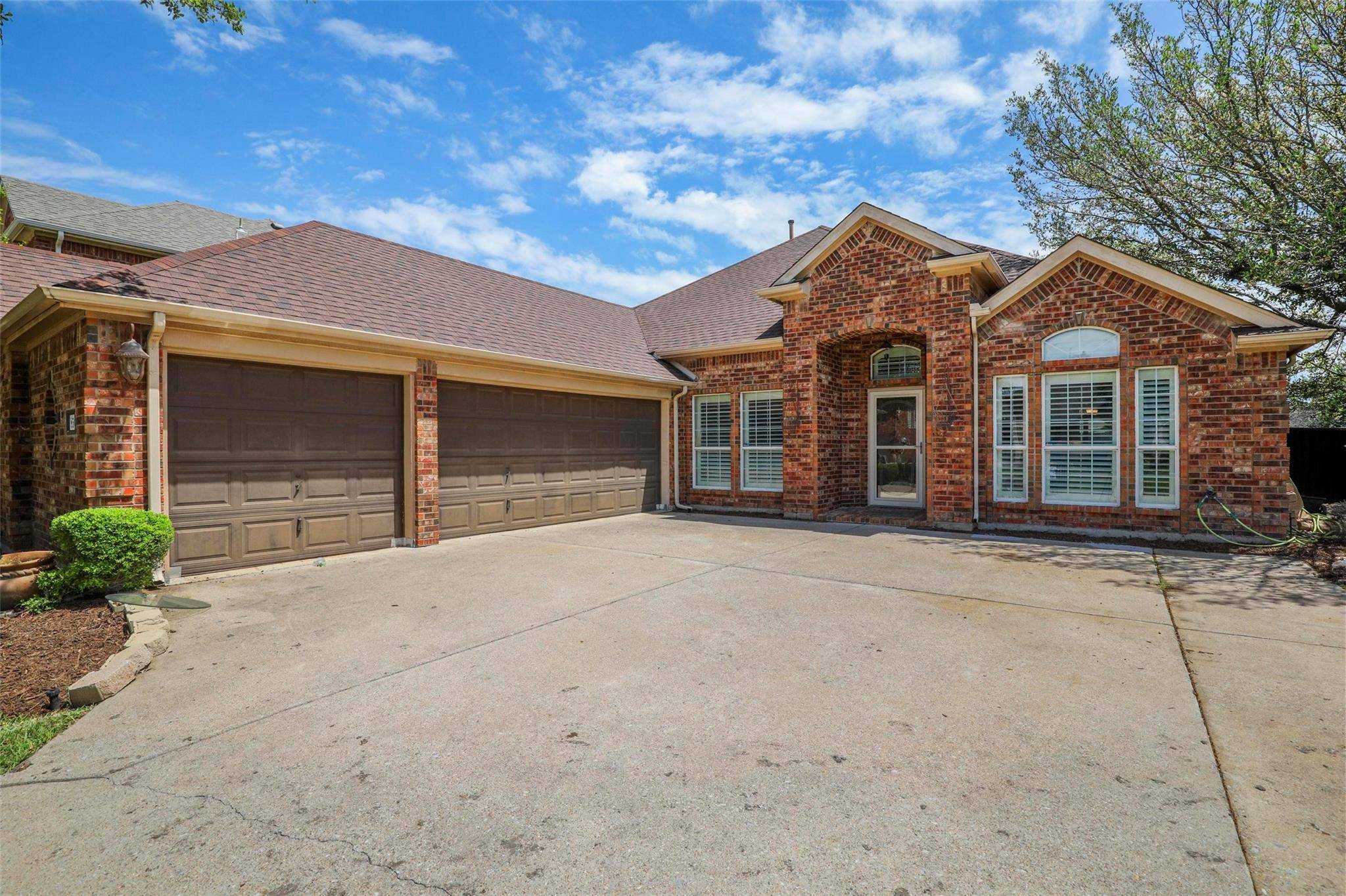 Rowlett, TX 75089,8502 Sawgrass Lane