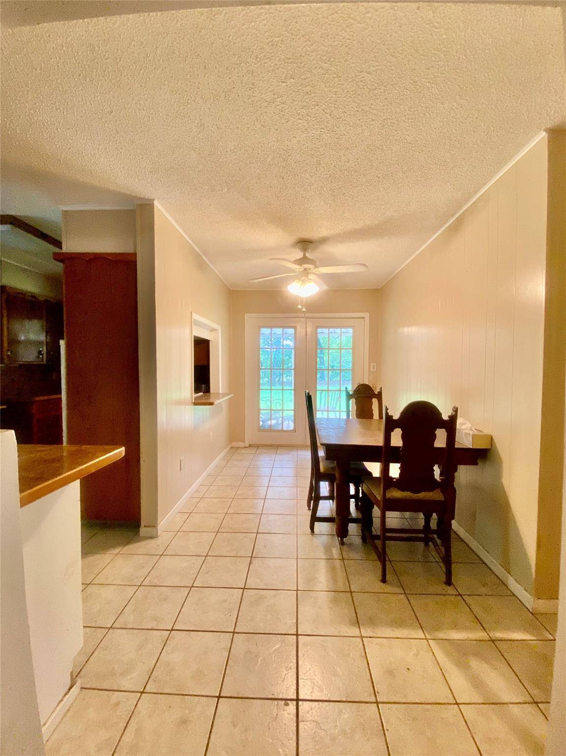 Bowie, TX 76230,1004 E Wilbarger Street