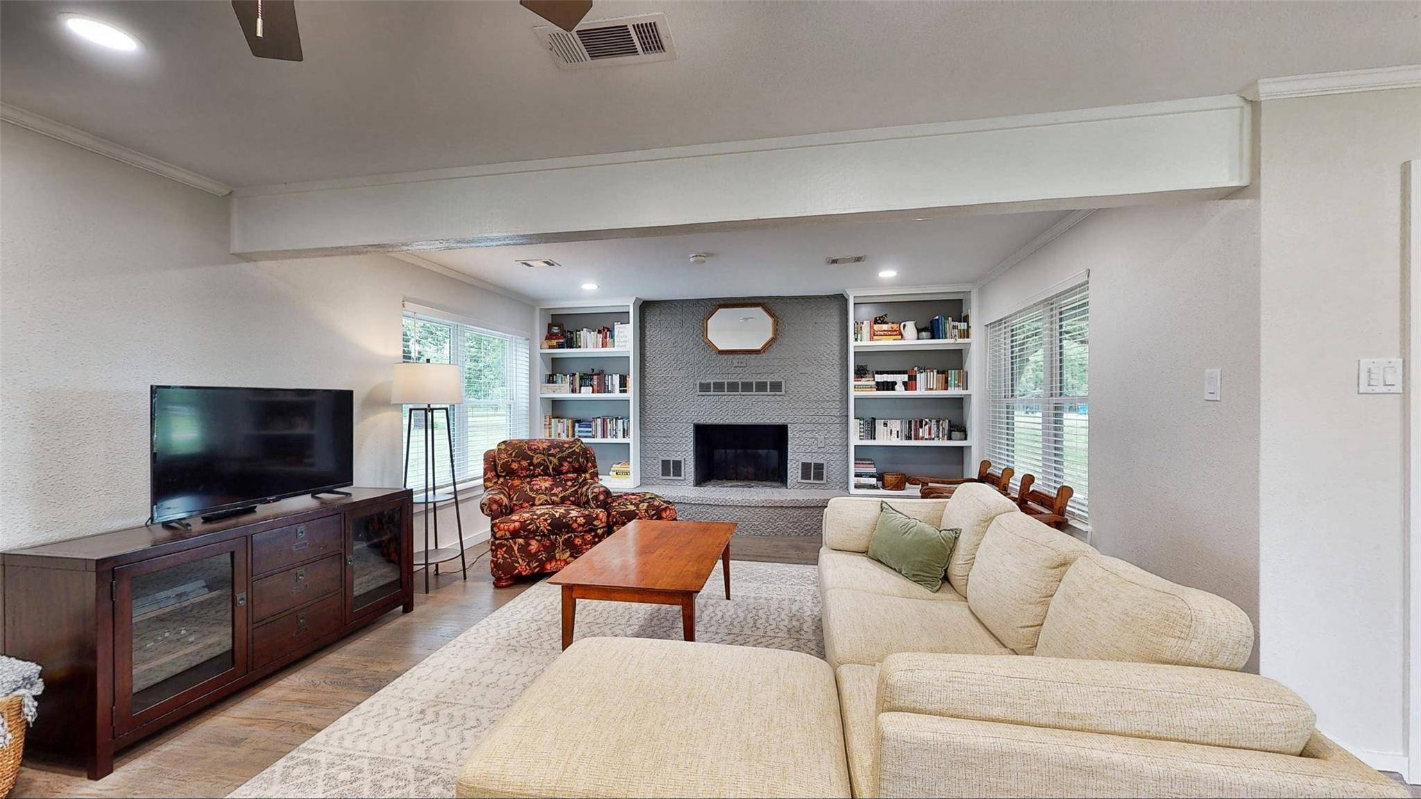 Double Oak, TX 75077,6301 Kings Road