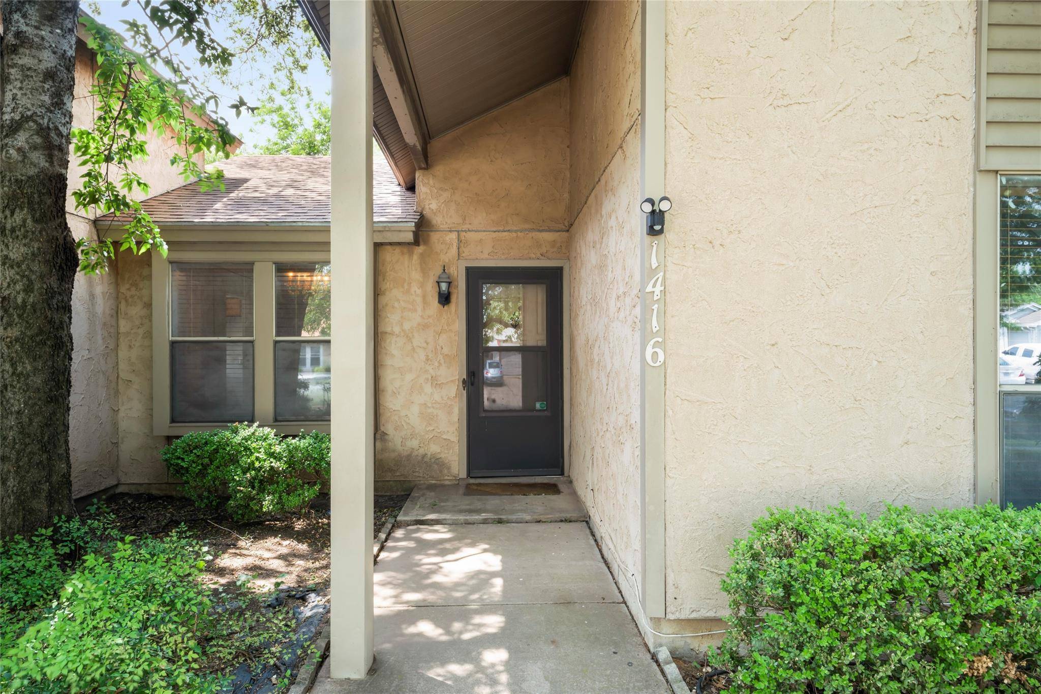 Arlington, TX 76018,1416 Colonnade Drive