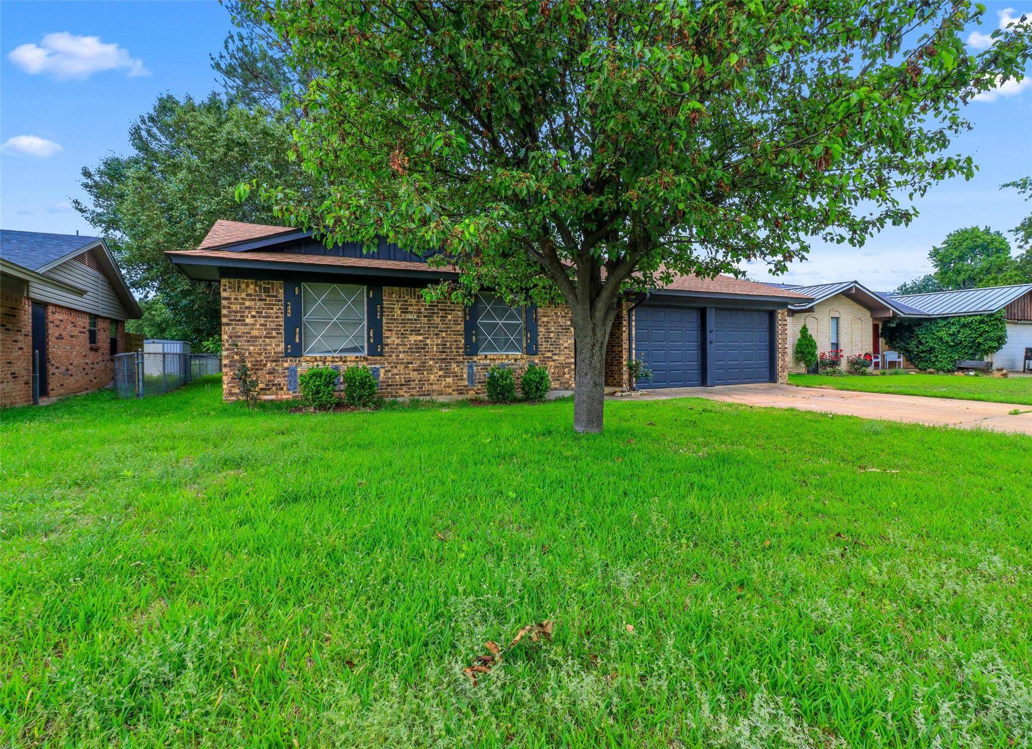 Denison, TX 75020,2726 Shawn Drive