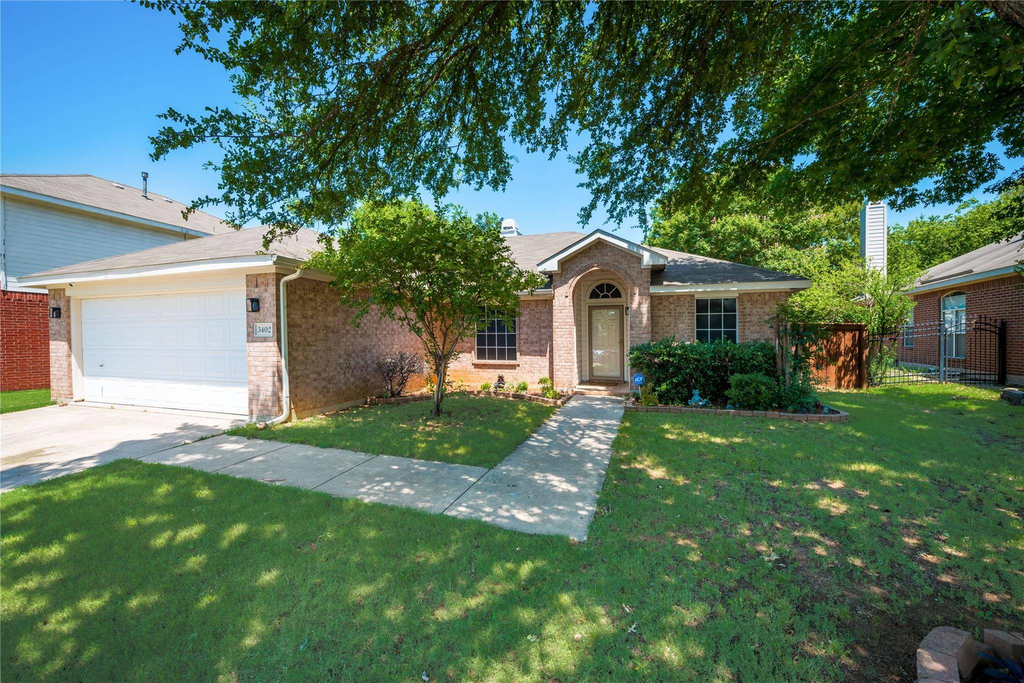 Mansfield, TX 76063,3402 Heathcliff Drive