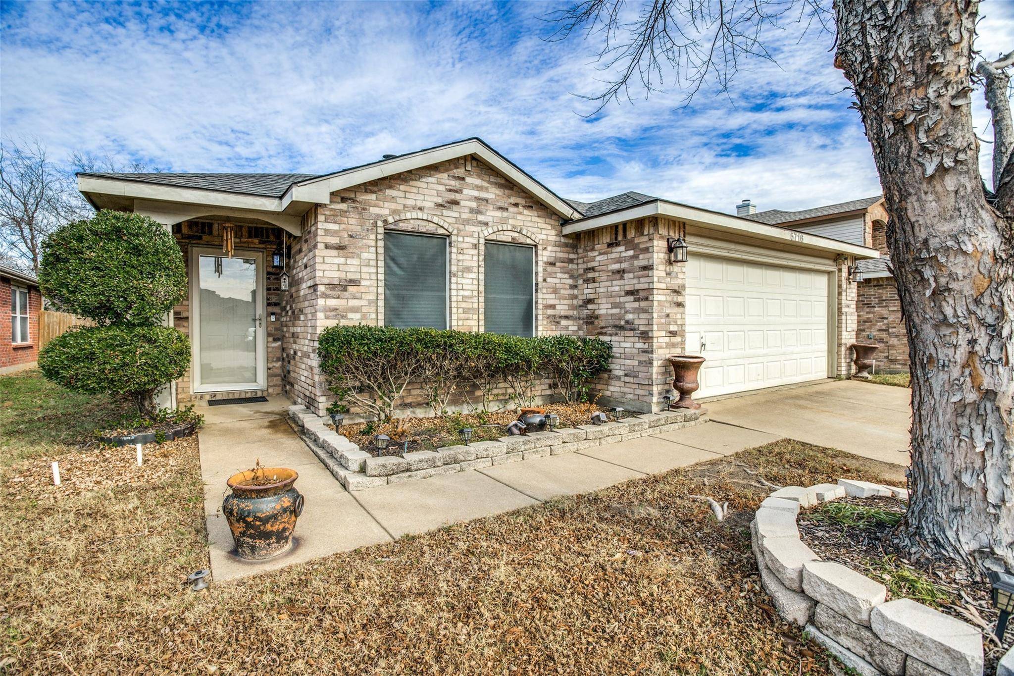 Fort Worth, TX 76135,5716 Glenshee Drive