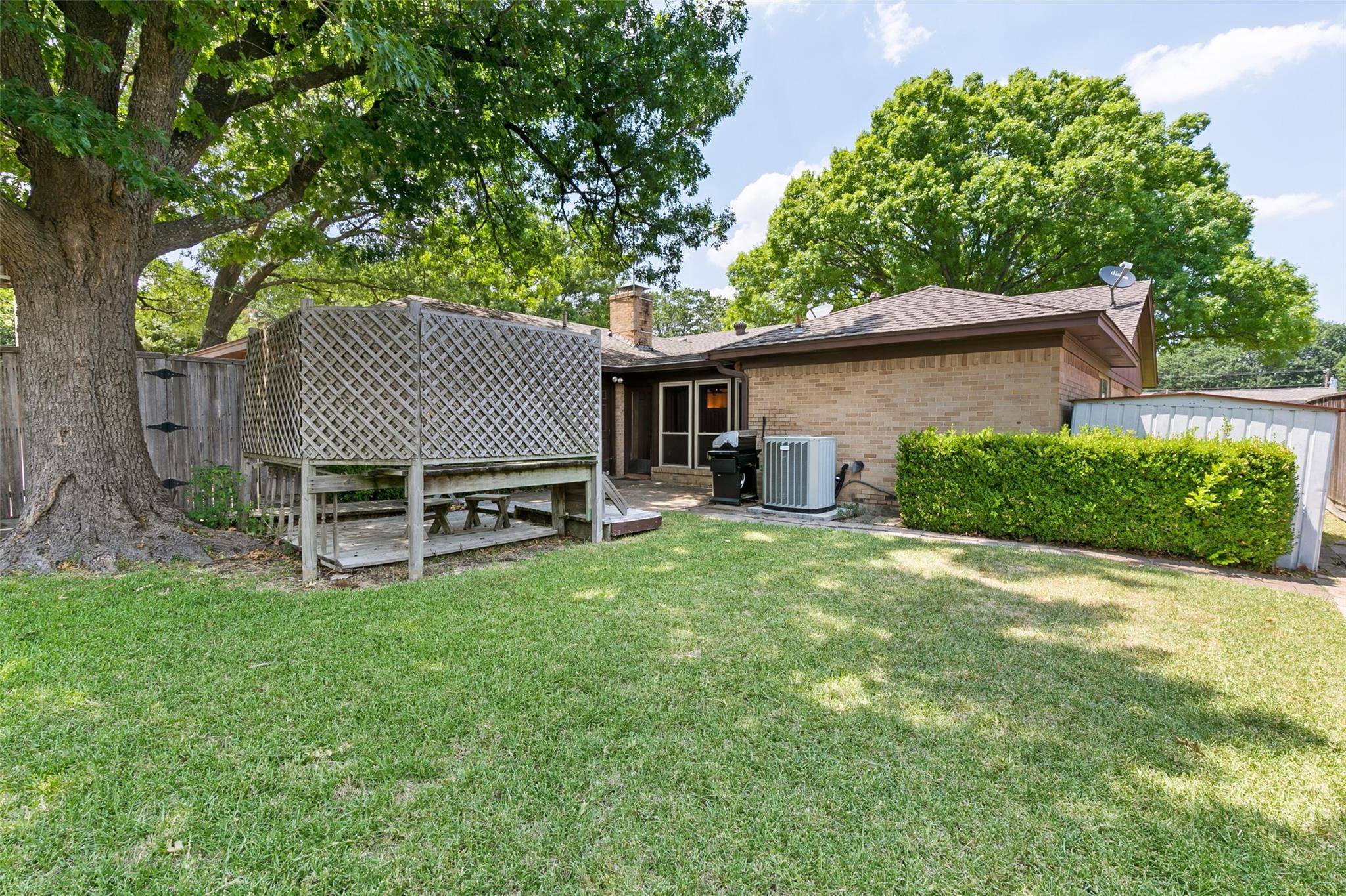 Dallas, TX 75248,7710 La Sobrina Drive