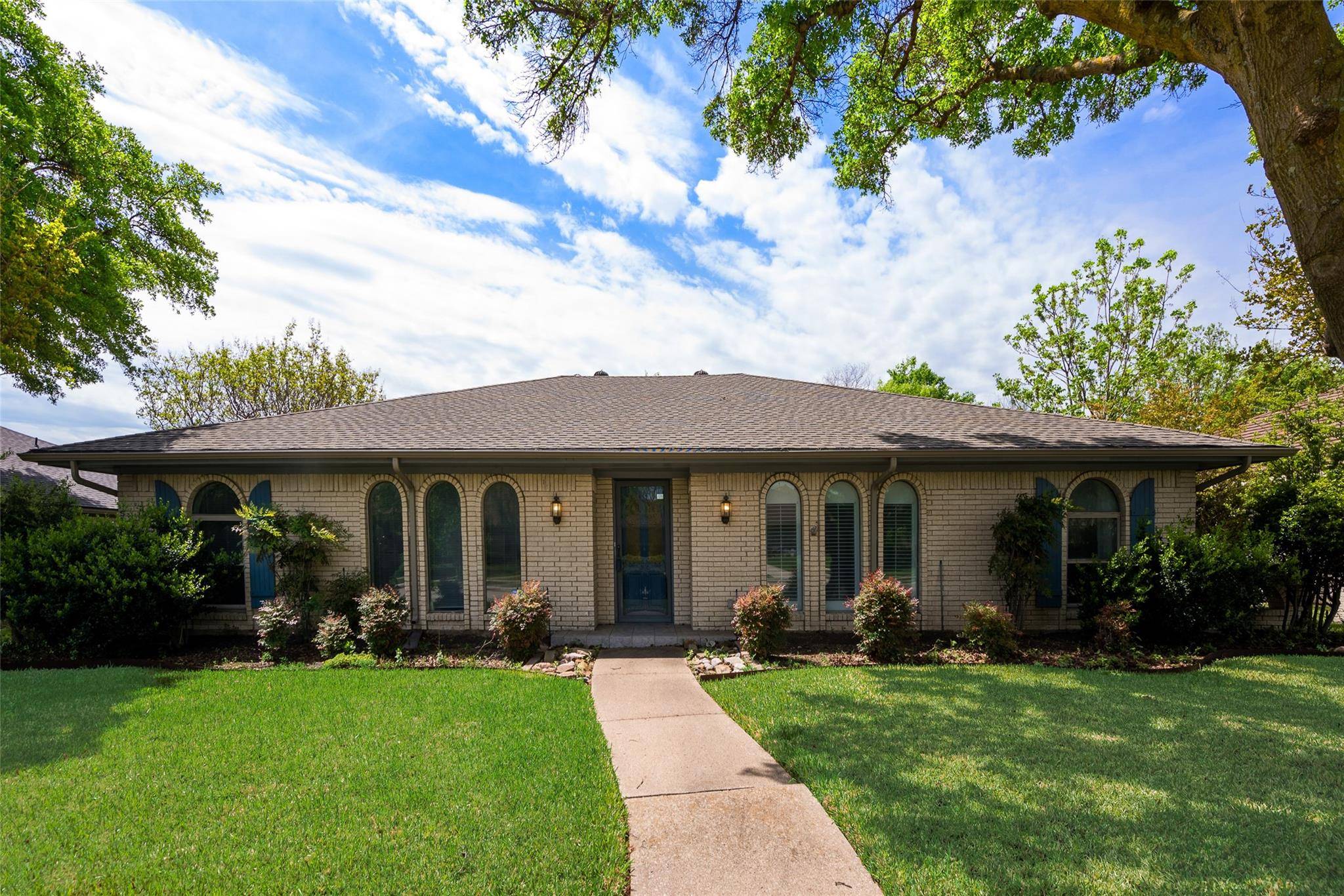 Plano, TX 75075,3024 Creekbend Drive