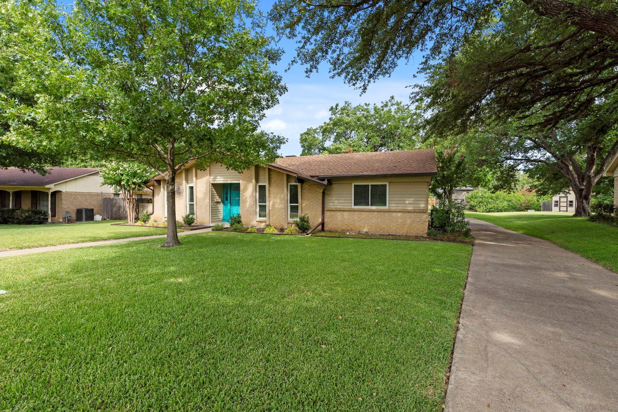 Richardson, TX 75080,1929 Deep Valley Drive