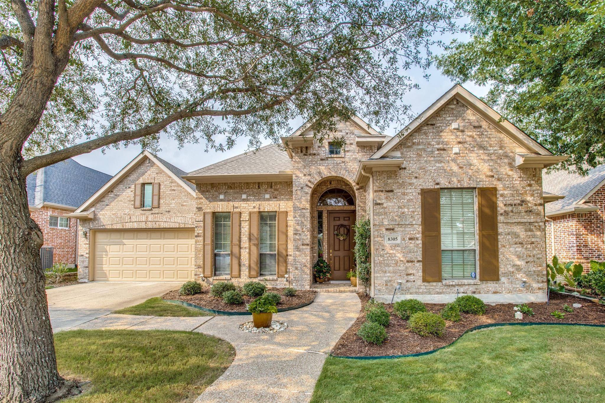 Mckinney, TX 75072,8305 Old Hickory Lane