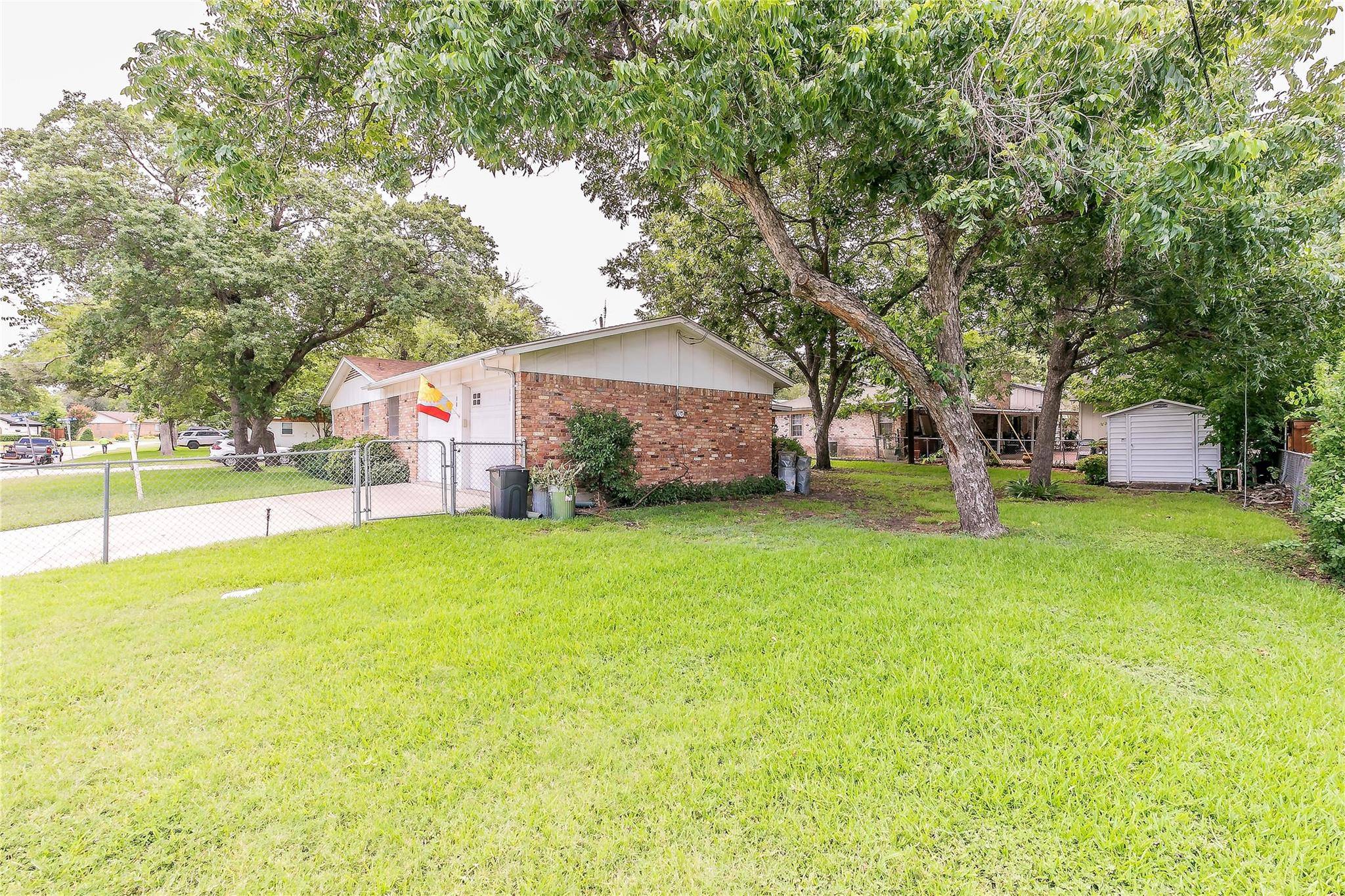 Edgecliff Village, TX 76134,5937 Randell Avenue