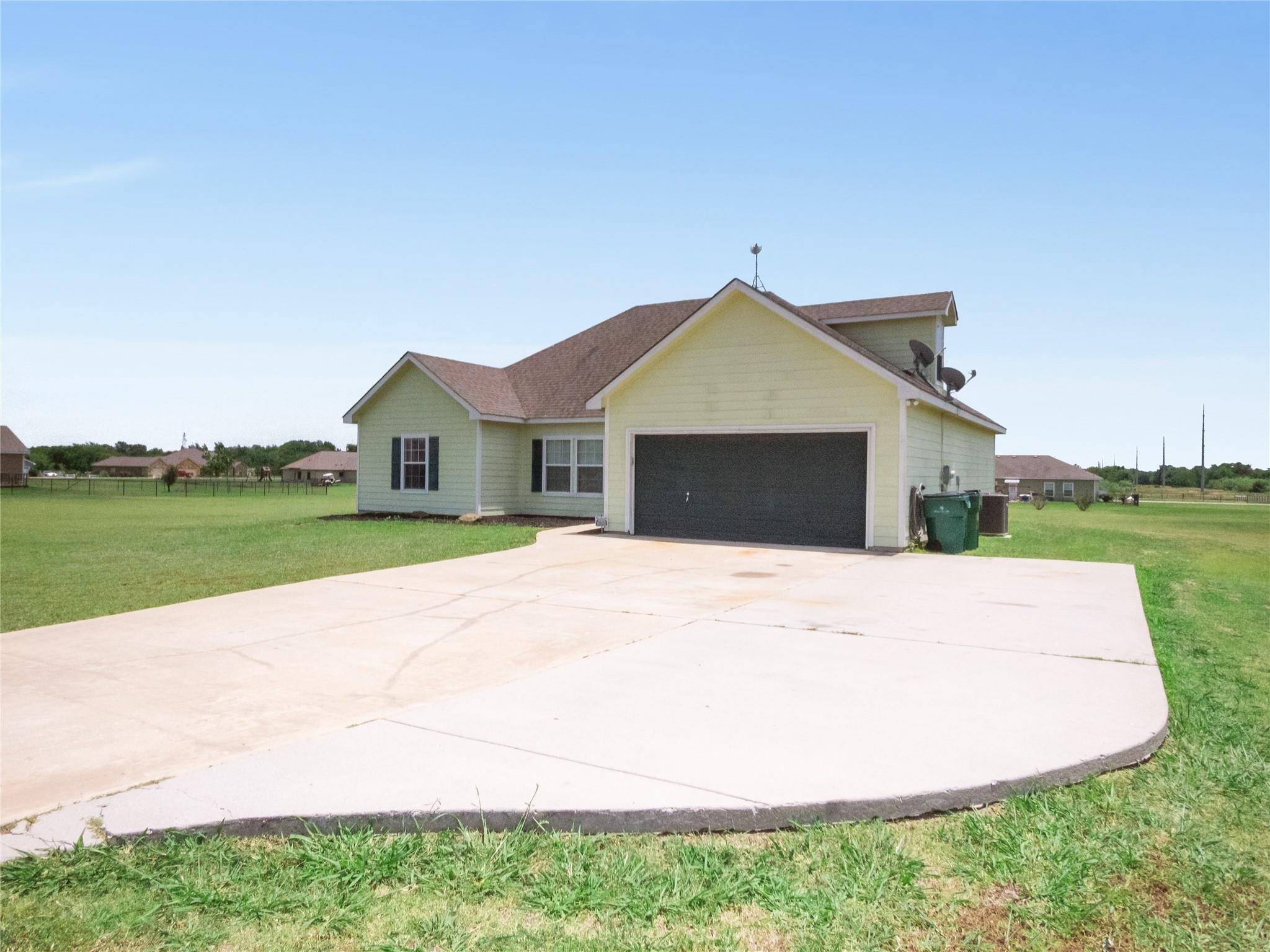 Terrell, TX 75160,15495 Saddle Ridge Circle