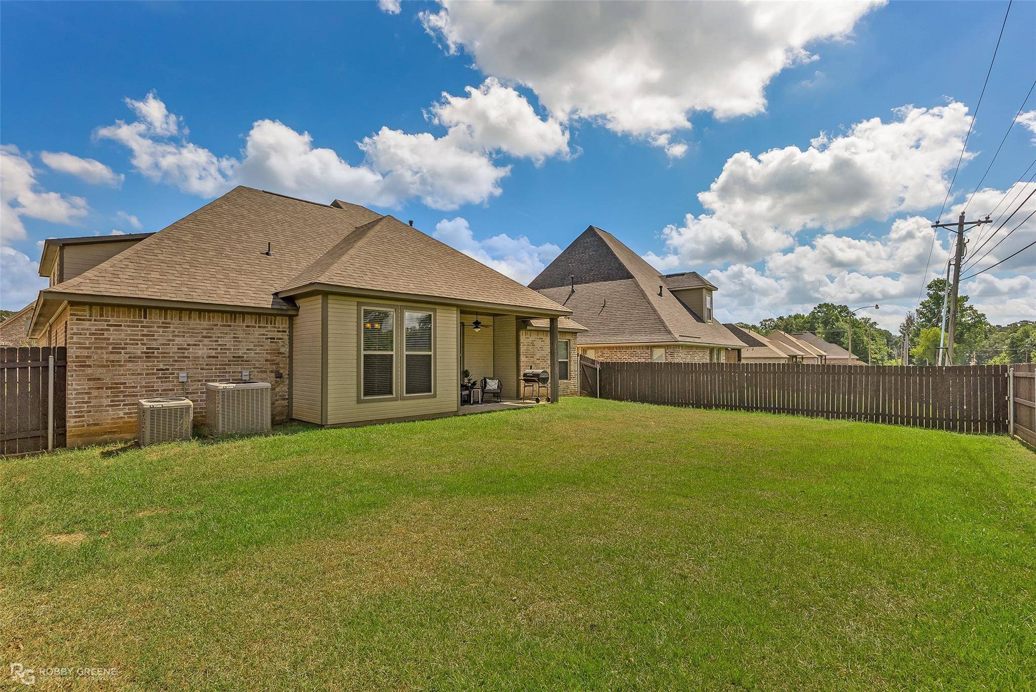 Haughton, LA 71037,1014 Green Wood Circle