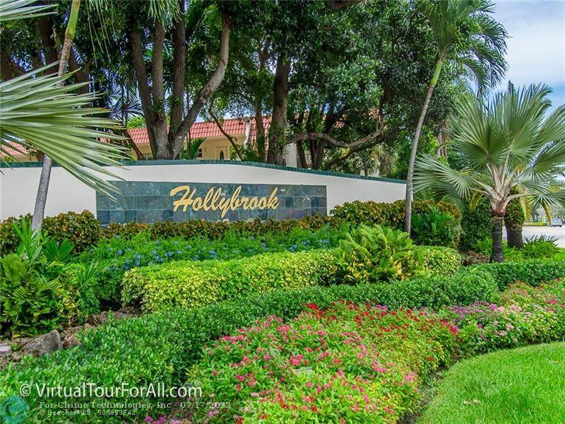 Pembroke Pines, FL 33025,9800 N Hollybrook Lake Dr  #205