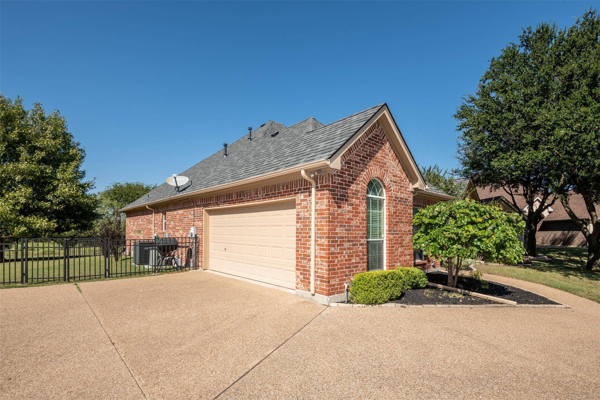 Mansfield, TX 76063,106 Chase Oaks Court