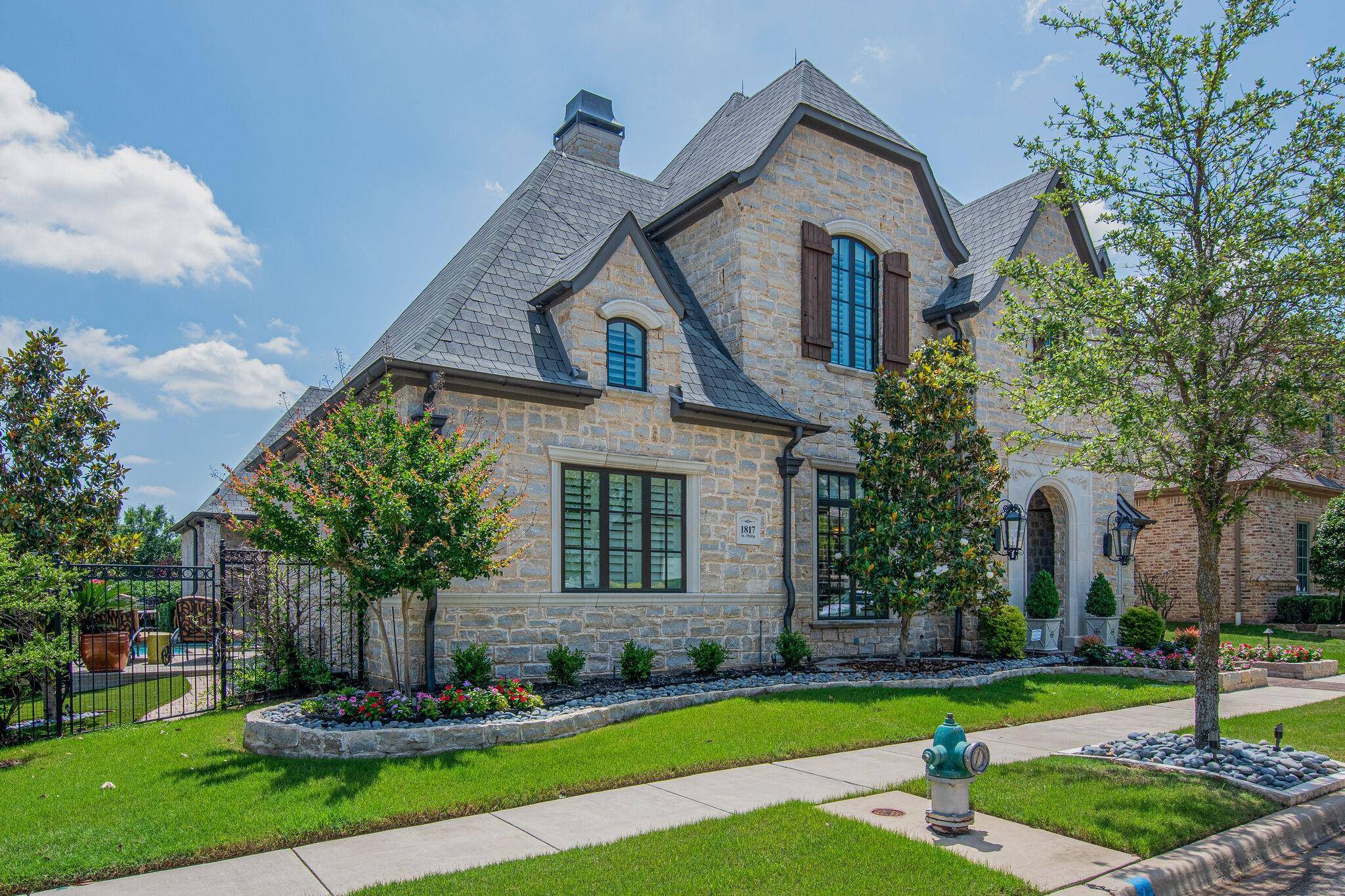 Southlake, TX 76092,1817 Saint Philip Avenue