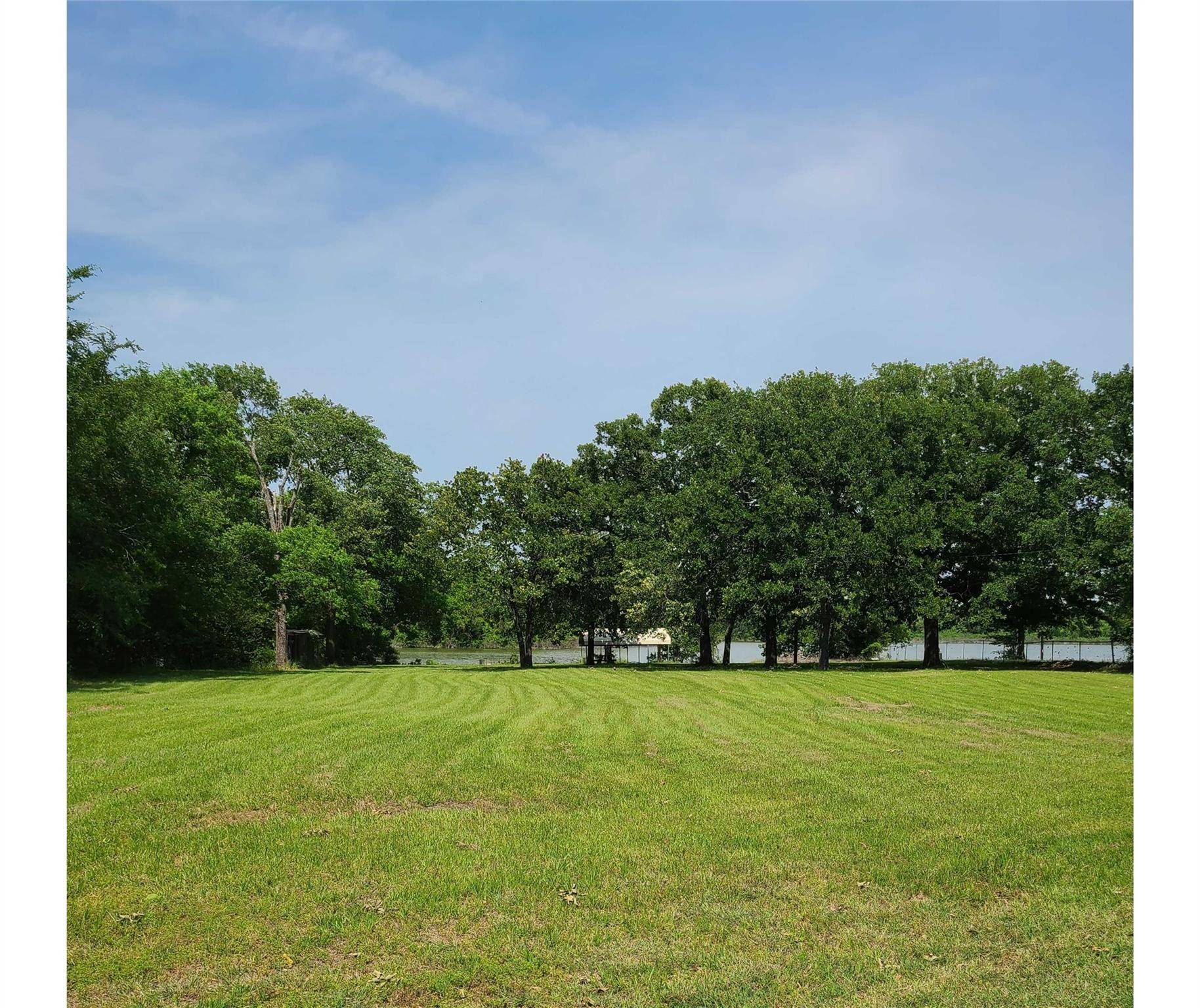 West Tawakoni, TX 75474,1740 E Crestway Drive