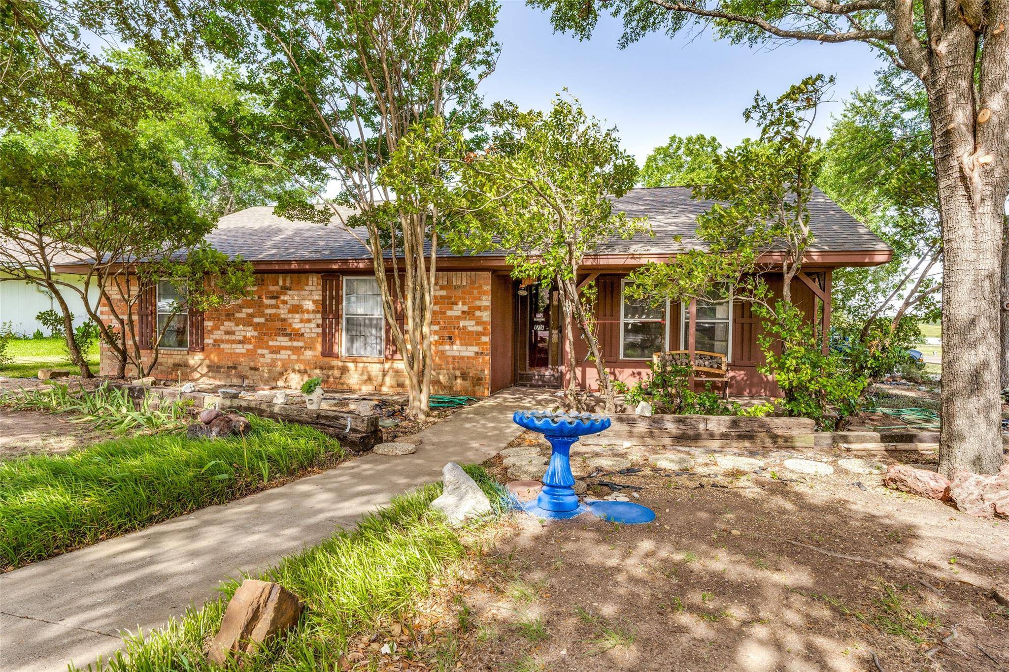 Red Oak, TX 75154,175 Creekview Drive E