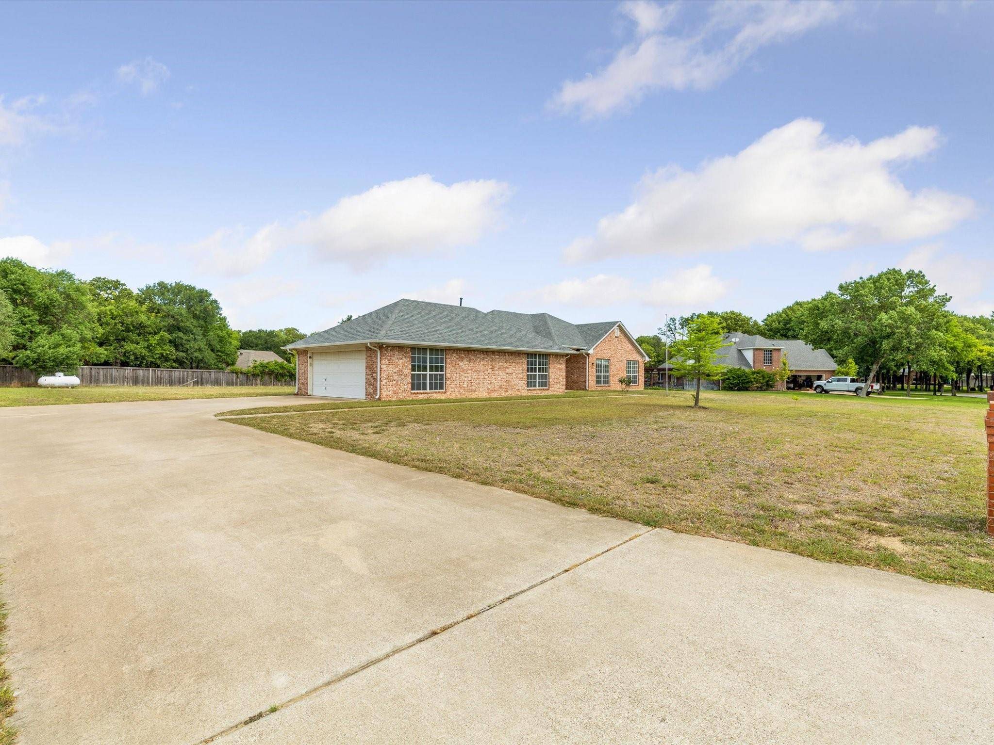 Lakeside, TX 76135,225 Lakeside Oaks Circle