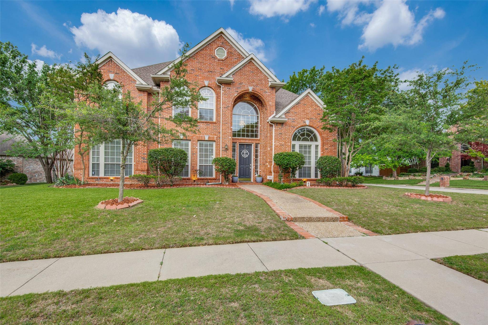 Plano, TX 75025,3432 Brushy Creek Drive