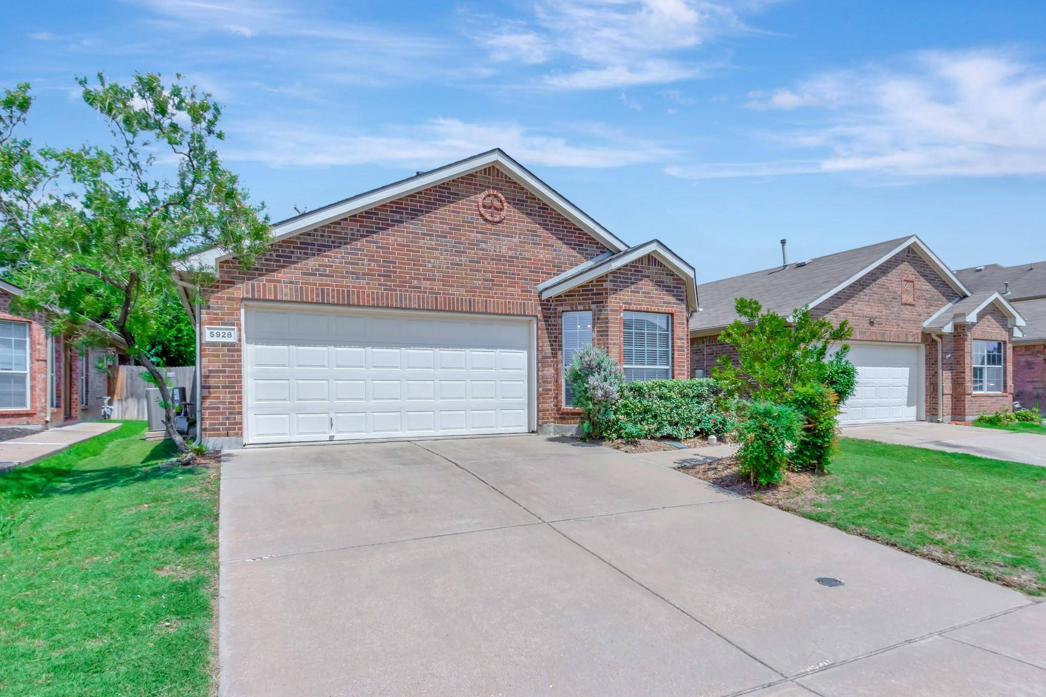 Fort Worth, TX 76131,5928 Melanie Drive