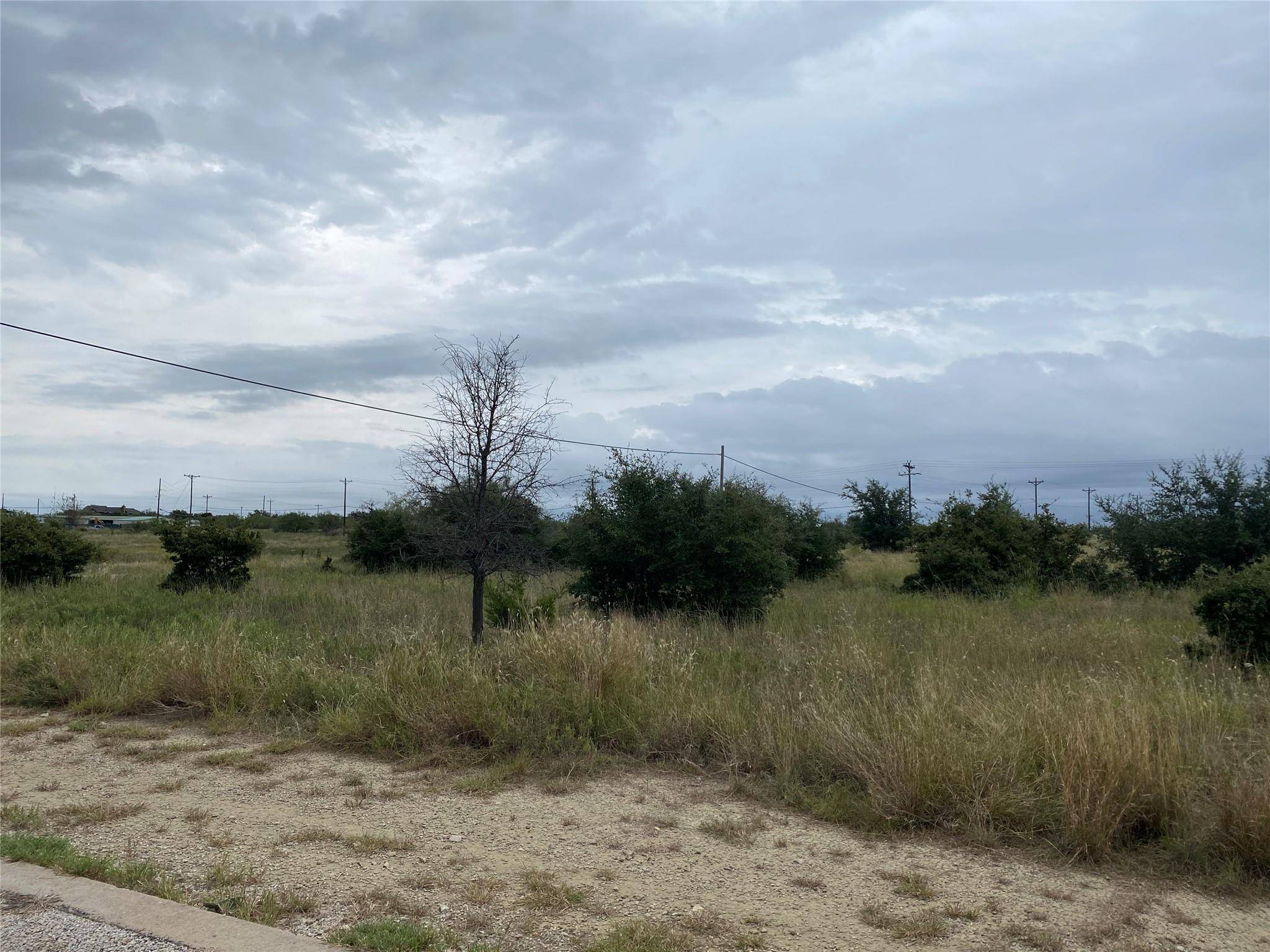 Graford, TX 76449,225 Cypress Point