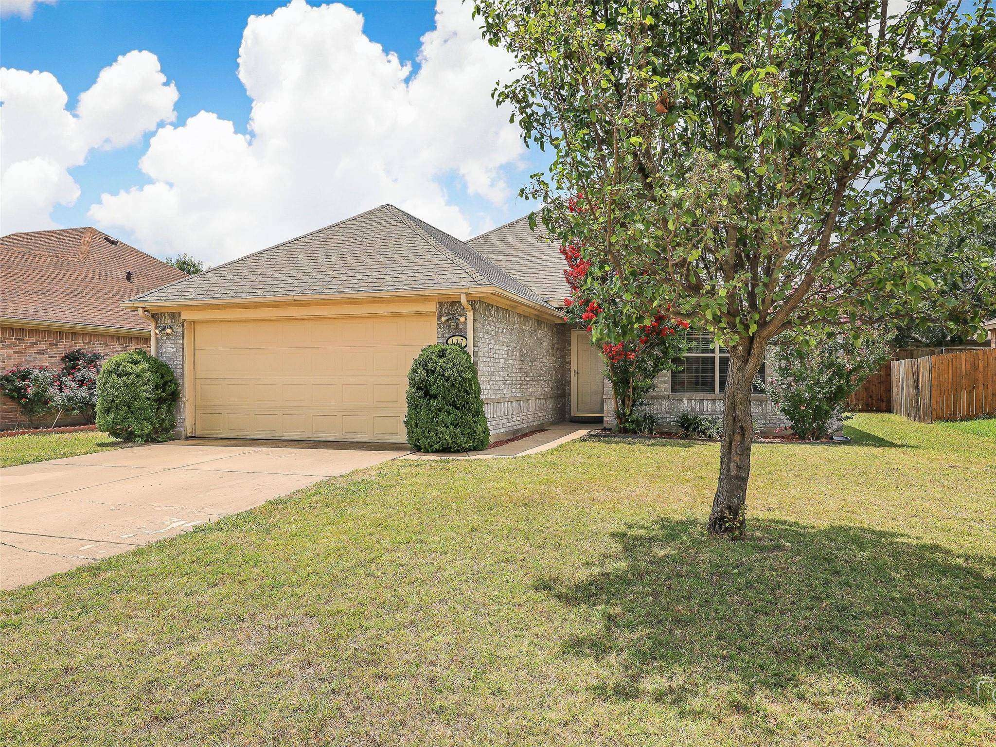 Anna, TX 75409,117 Magnolia Street