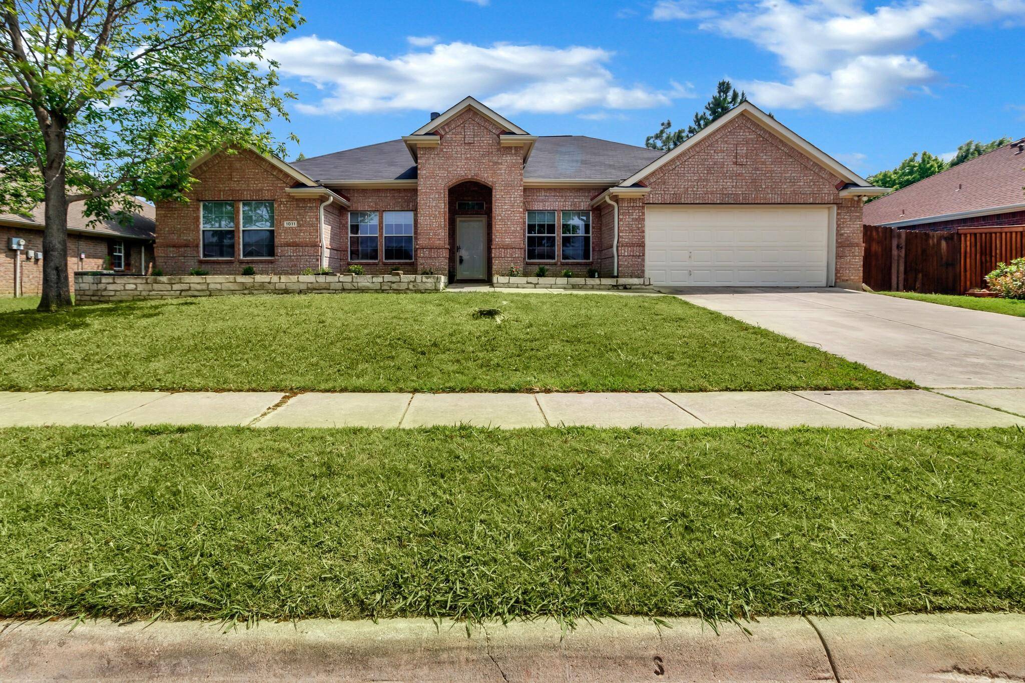 Aubrey, TX 76227,1011 Diane Street