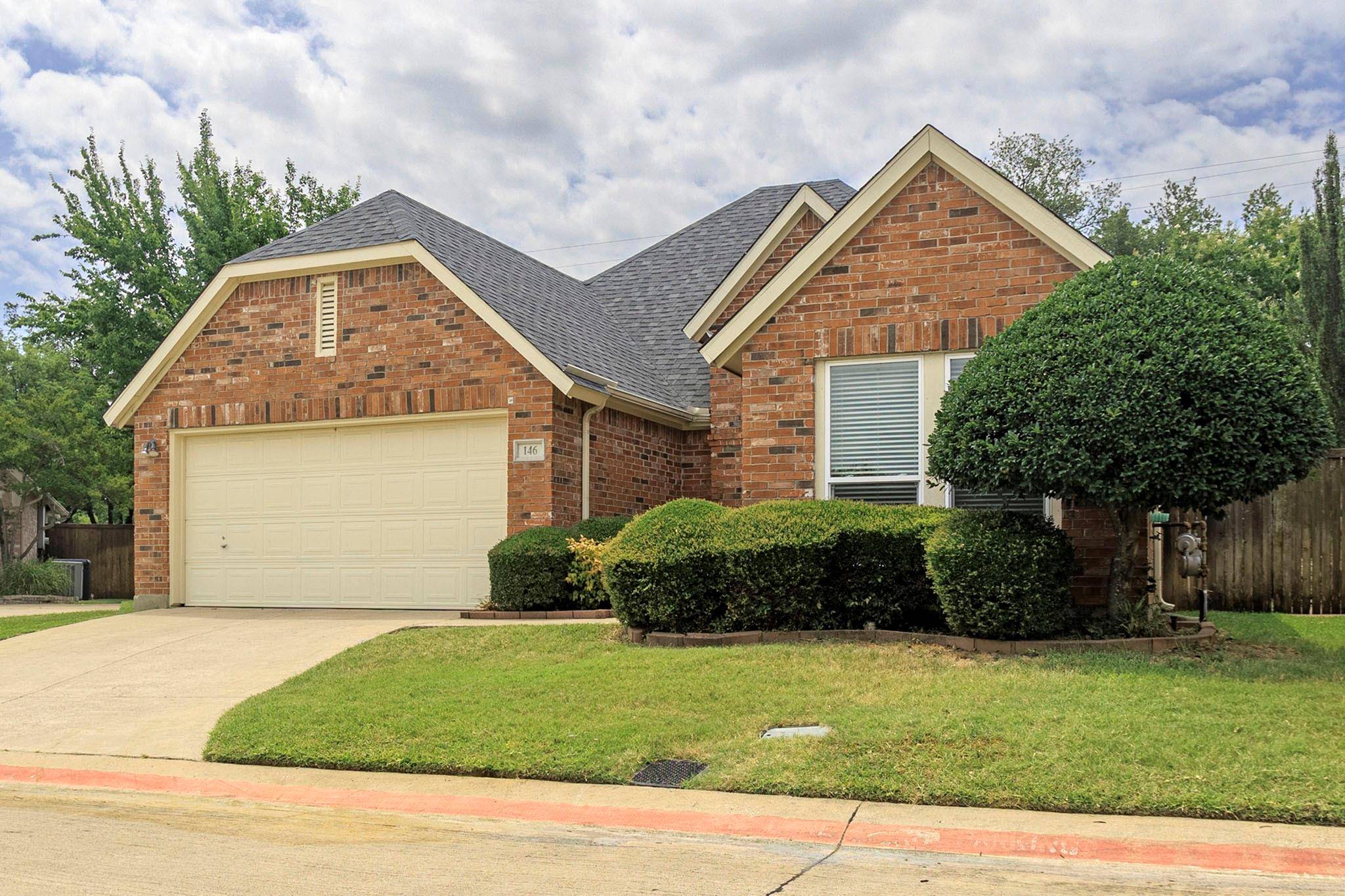 Euless, TX 76039,146 Arbor Glen Drive