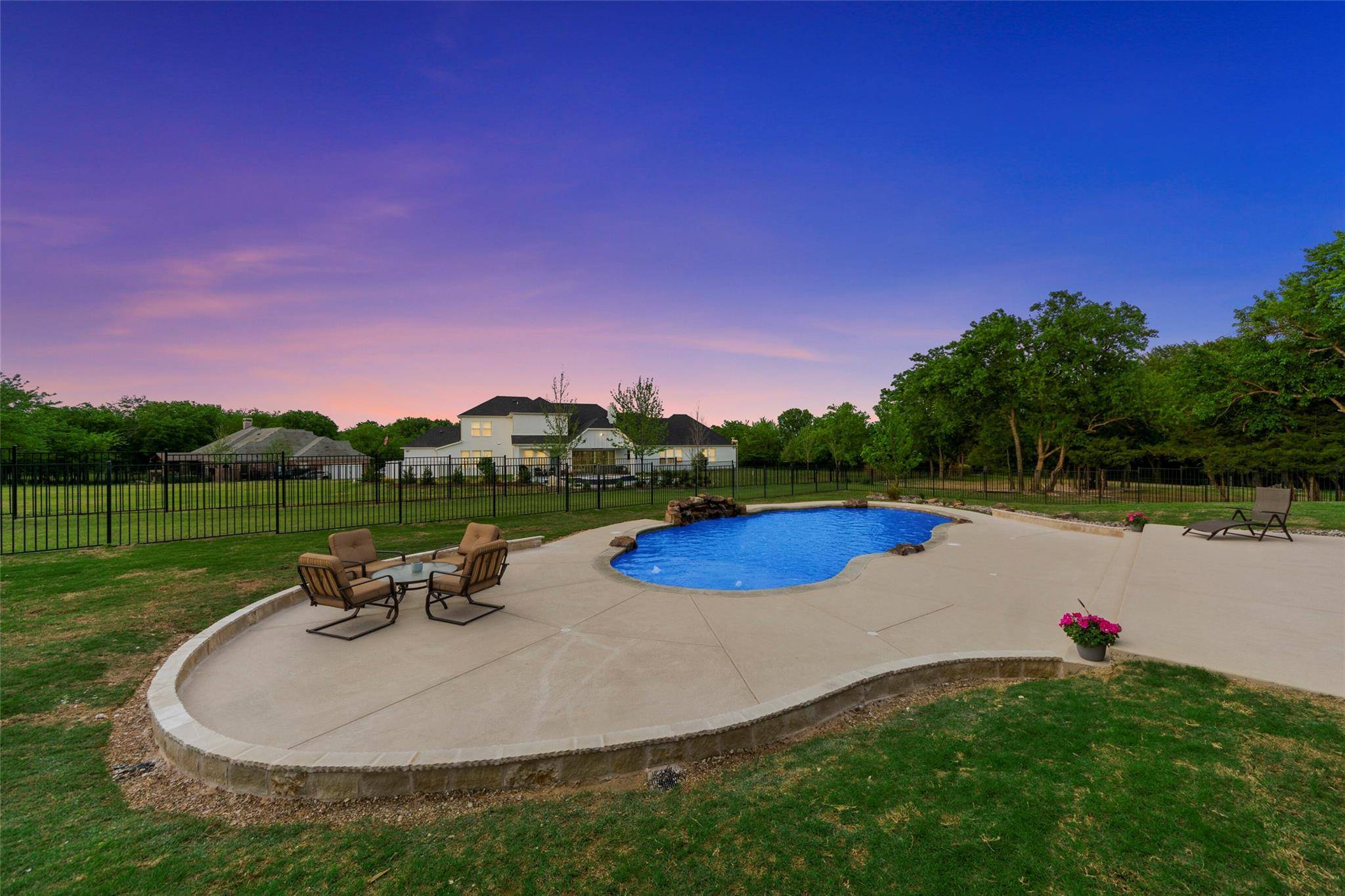 Mckinney, TX 75071,4367 Lake Shore Drive