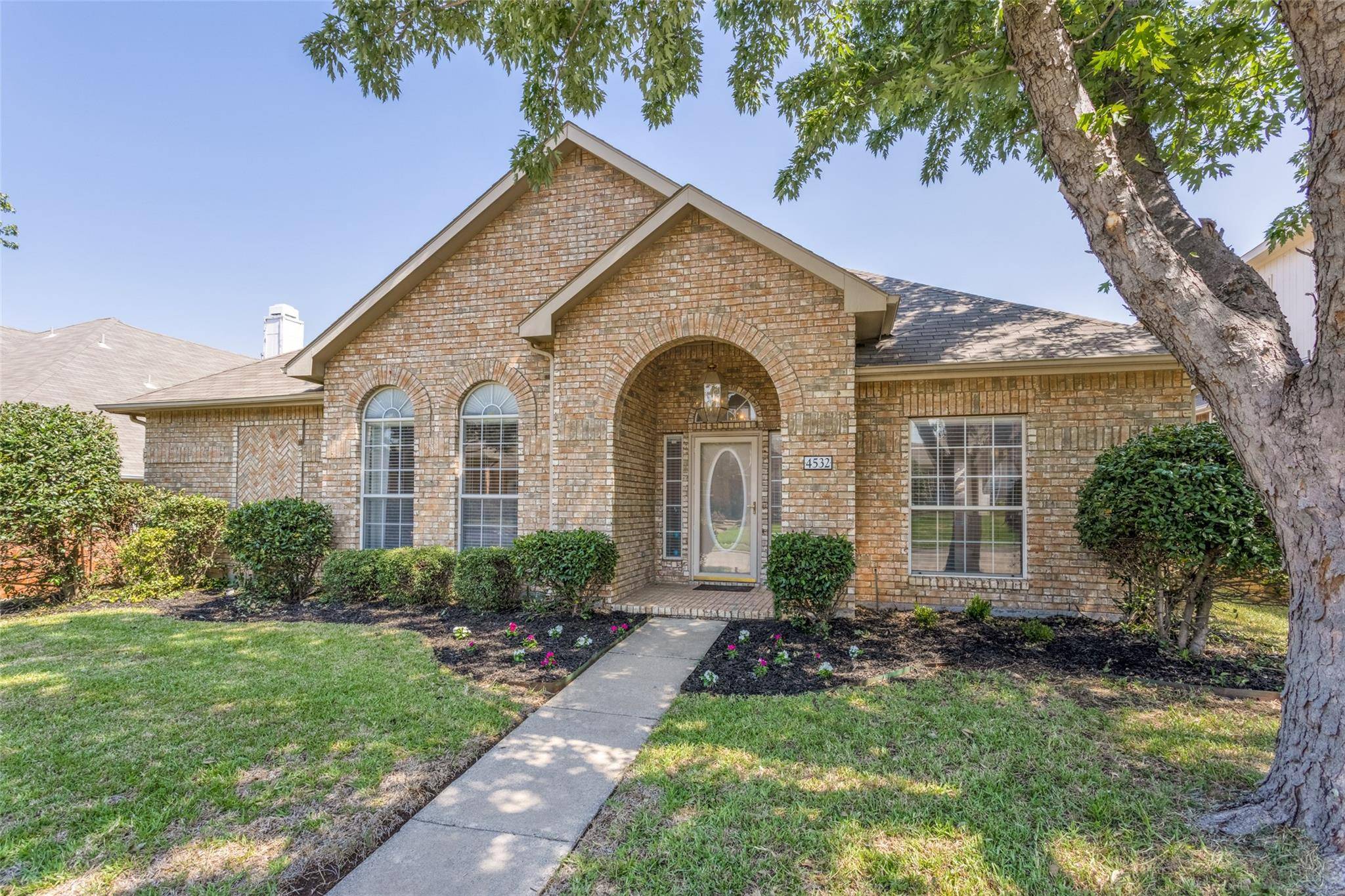 The Colony, TX 75056,4532 Ridgepointe Drive