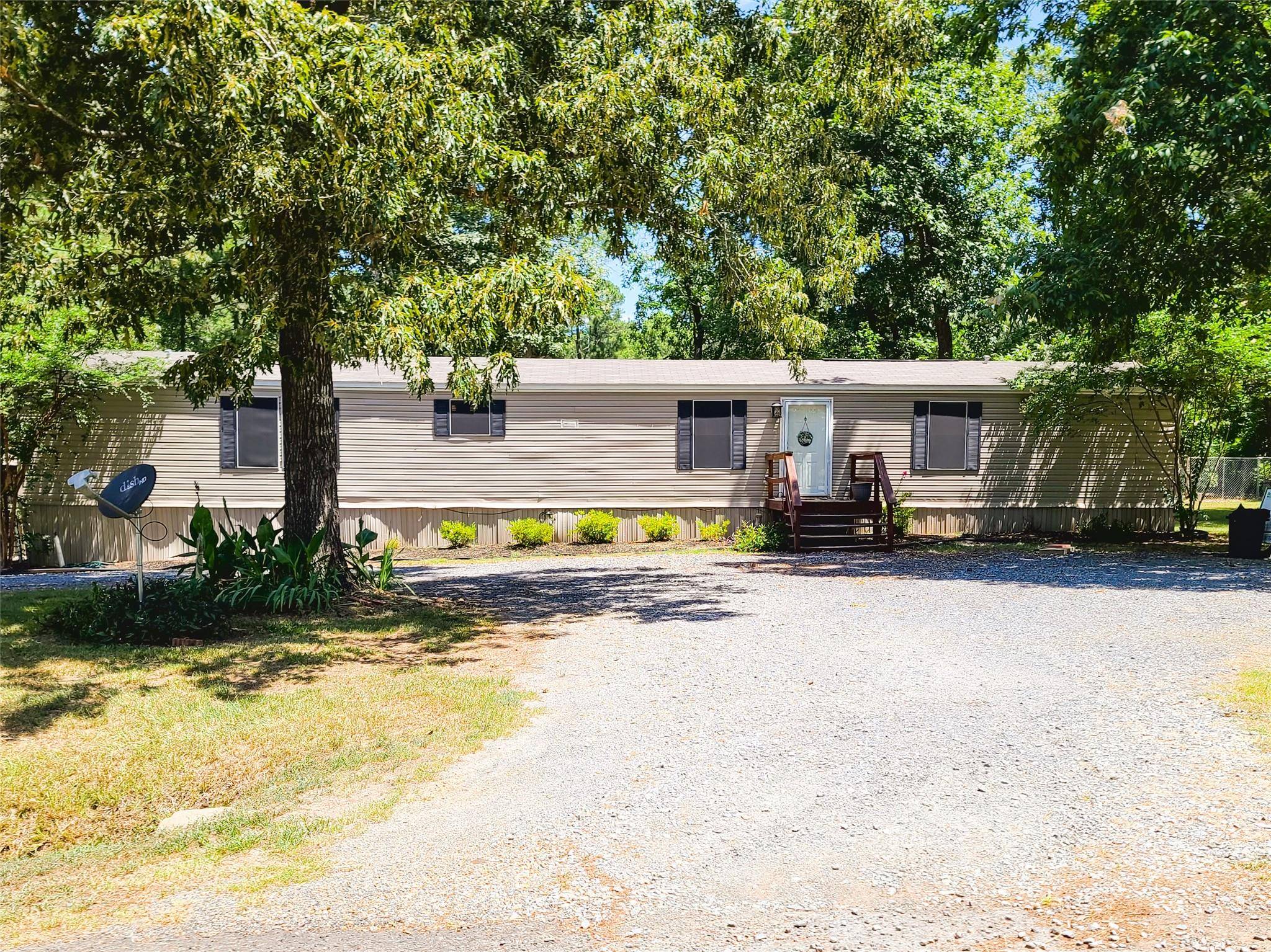 Benton, LA 71006,129 Amy Lane