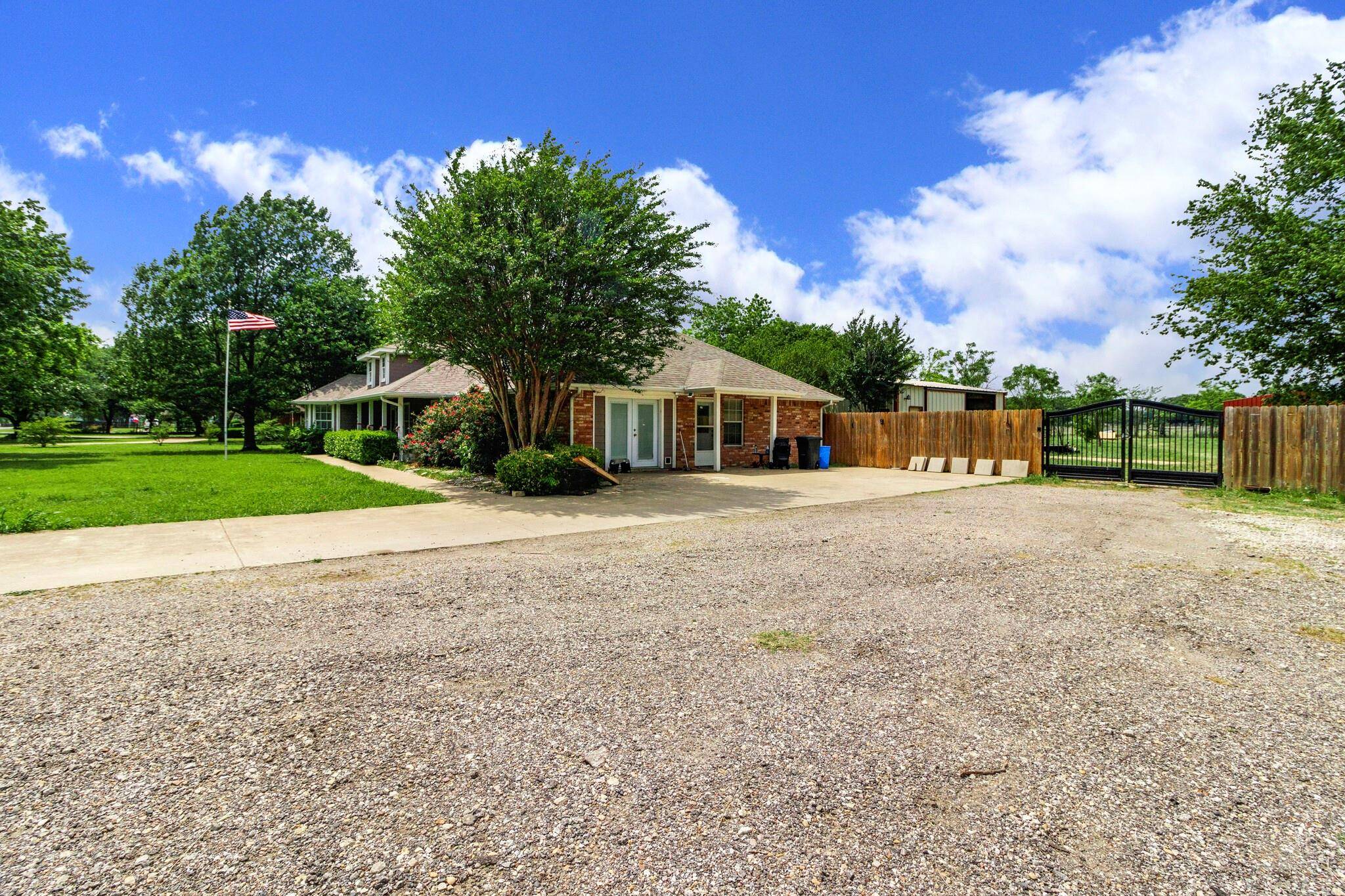 Pecan Hill, TX 75154,126 Rockett Lane