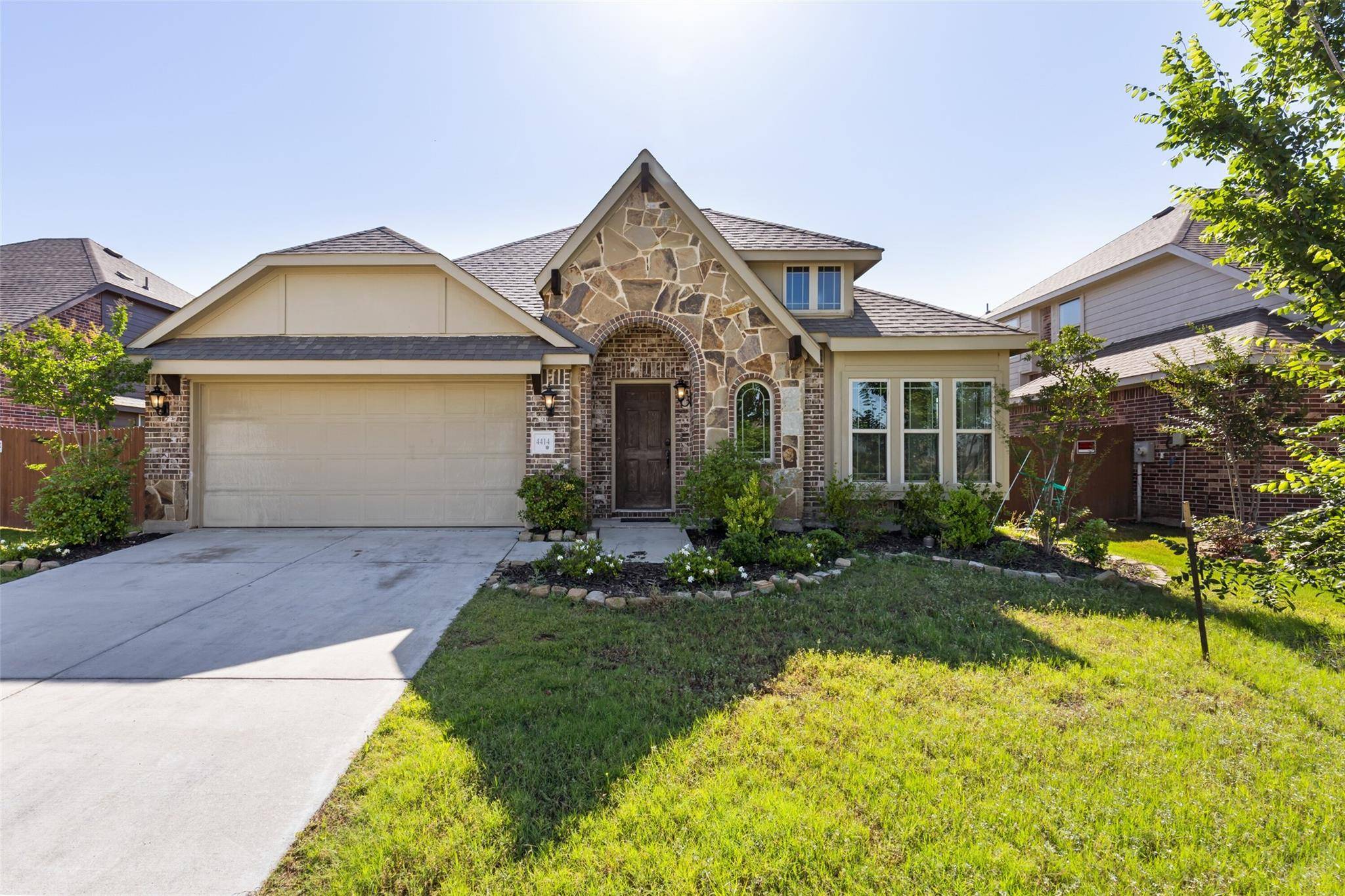 Heartland, TX 75126,4414 Lupine Lane