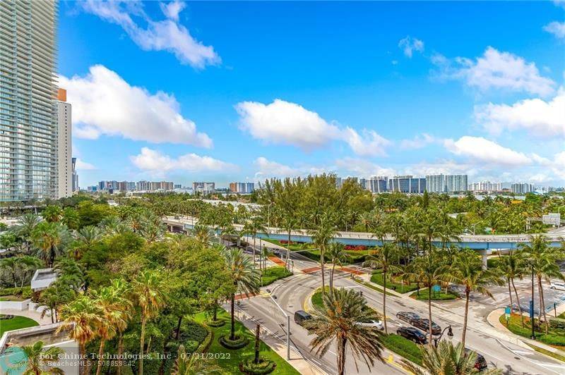 Sunny Isles Beach, FL 33160,19201 Collins Ave  #641