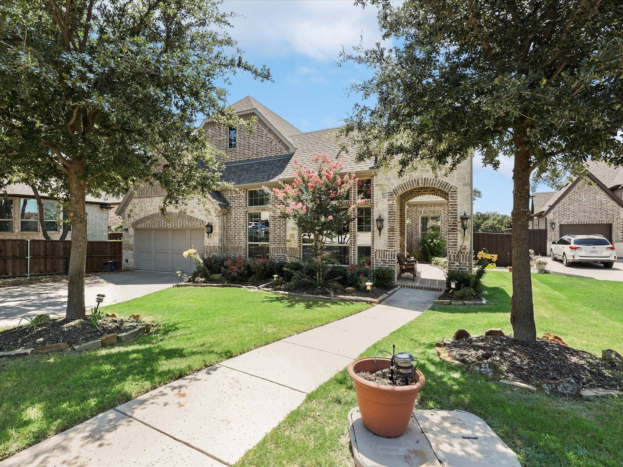 Grapevine, TX 76051,1215 Falcon Drive