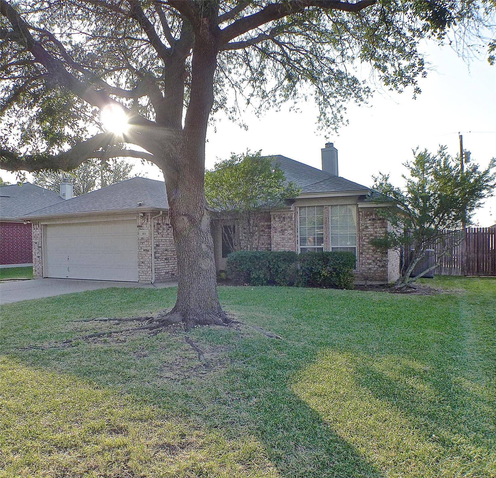 Cleburne, TX 76033,404 Preston Drive