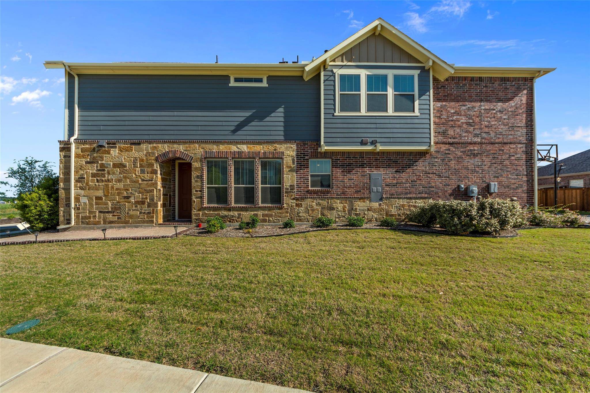 Arlington, TX 76005,4701 Smokey Quartz Lane