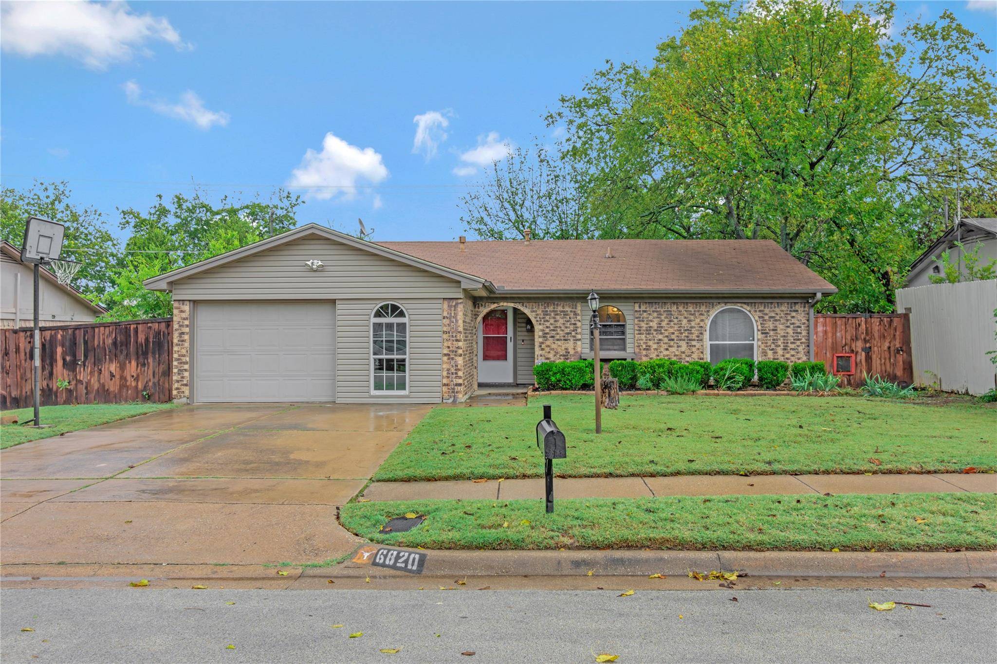 Watauga, TX 76148,6820 Echo Hill Drive