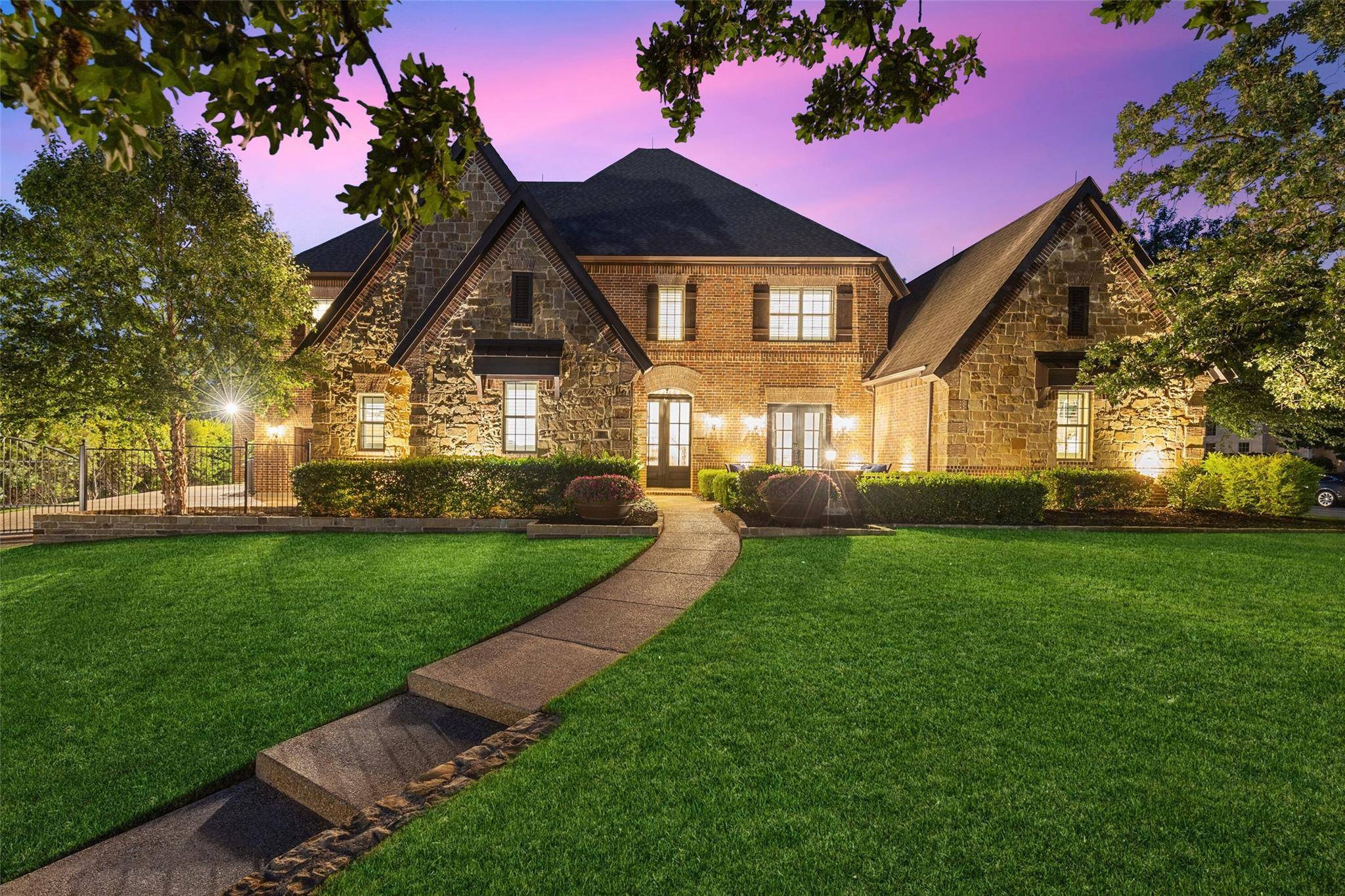 Southlake, TX 76092,2101 BOULDER Court