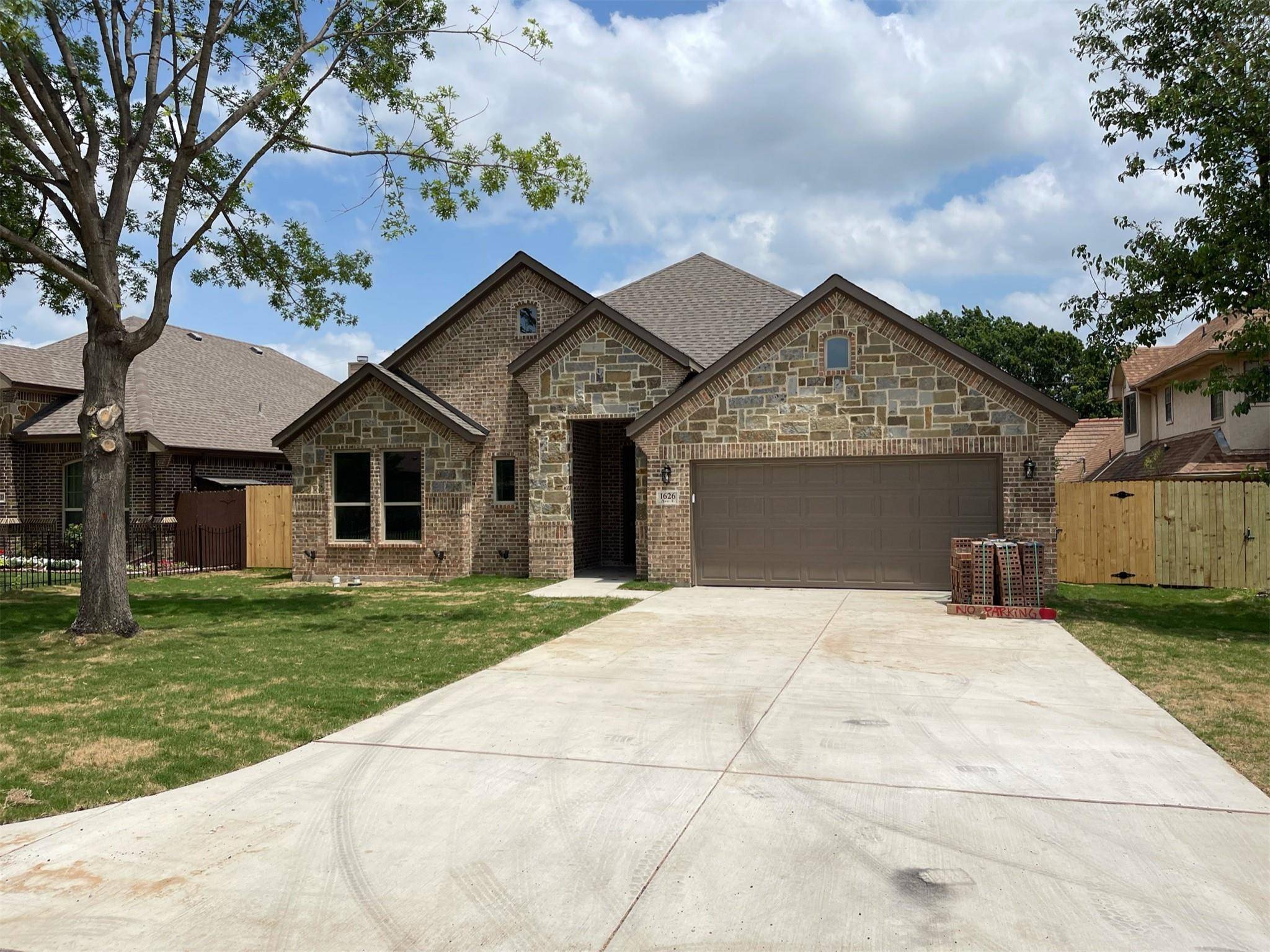 Grand Prairie, TX 75050,1626 Ave E