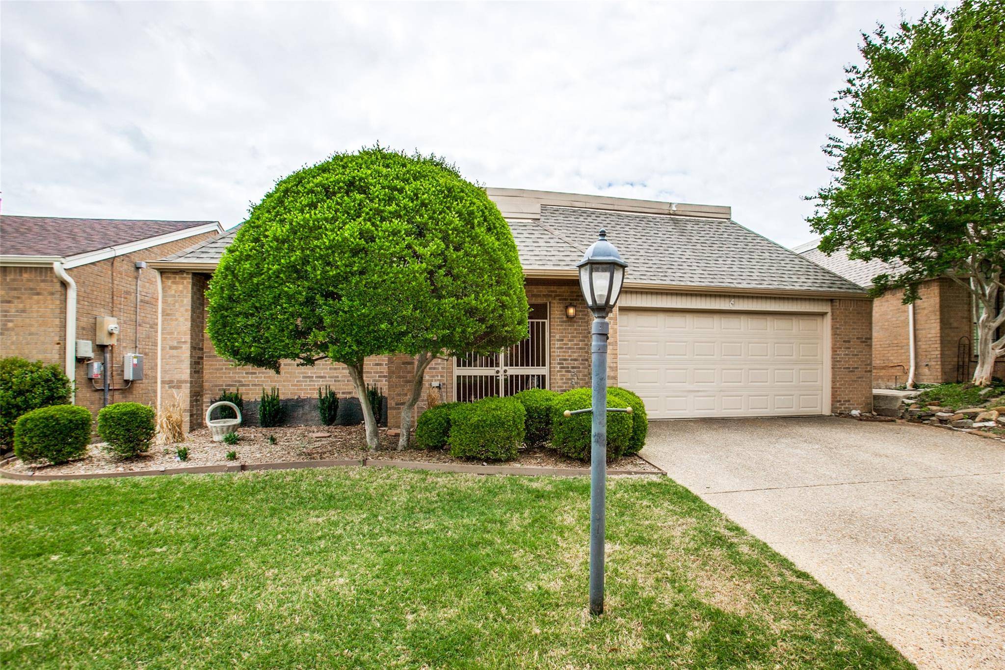 Richardson, TX 75080,46 Crown Place